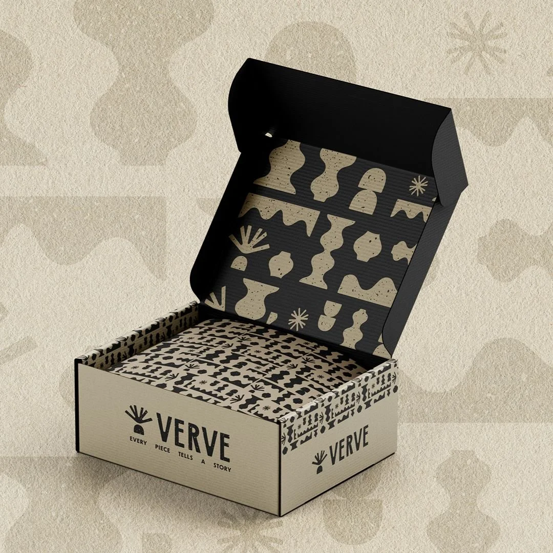 Mailer_Box_Mockup_4.jpg