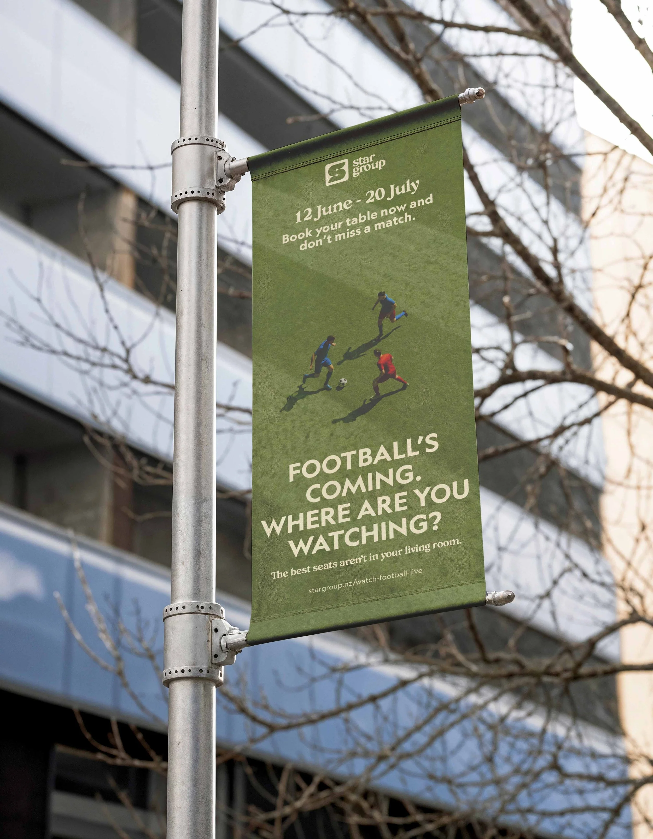 Vertical banner