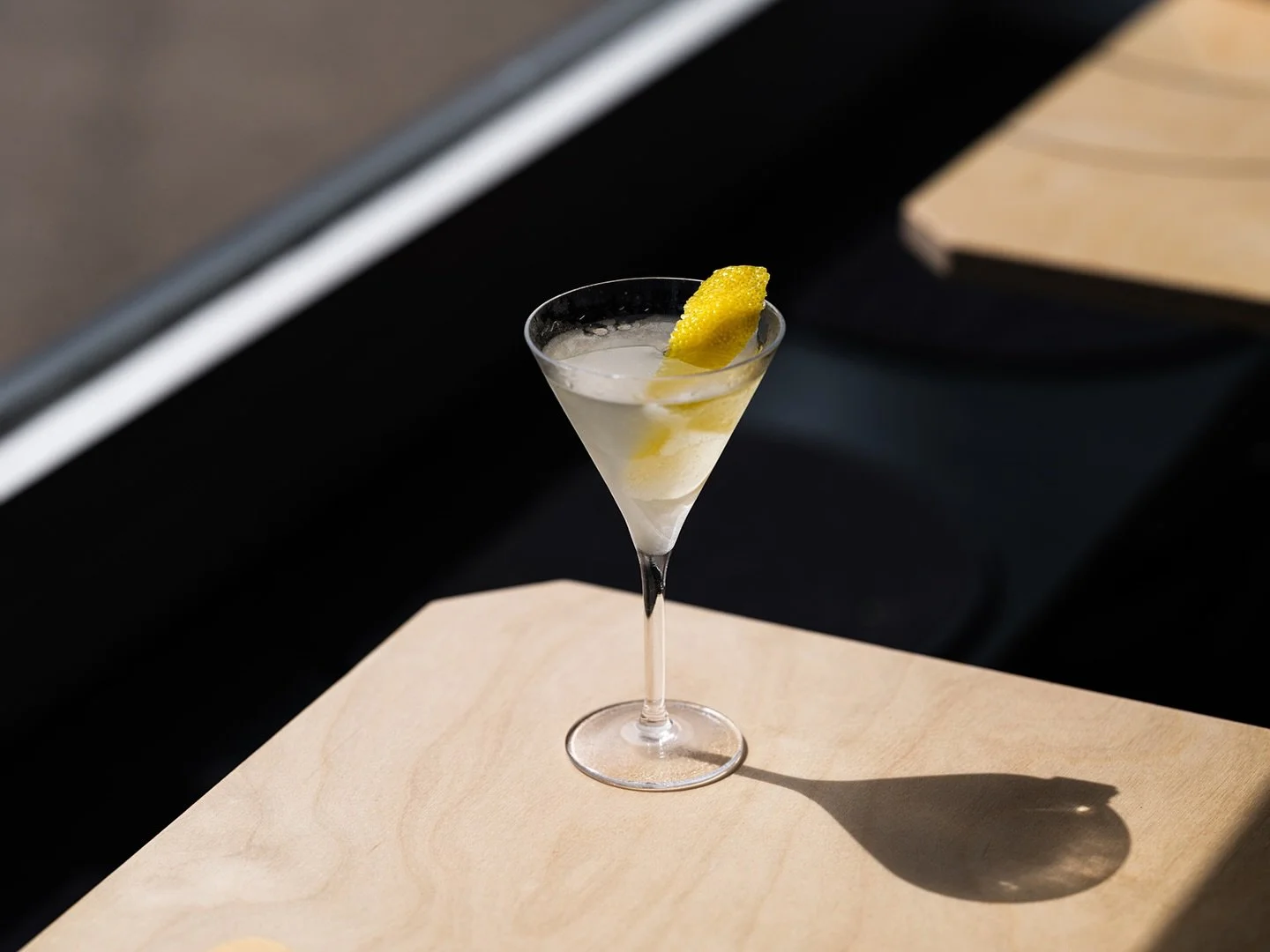 SOMETHING&rsquo;S STIRRING

Friday night right with a Gin Martini&hellip; we use @tanqueraygin No Ten - a vibrant, distinctive citrus gin distilled in small batches and crafted with meticulous care. 

📸 @antonrodriguez