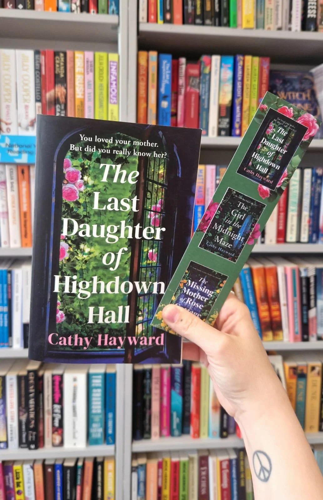 The Last Daughter of Highdown Hall [SIGNED - including bookmark]