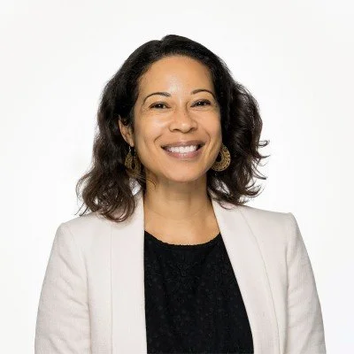 Rhonda Henderson Headshot