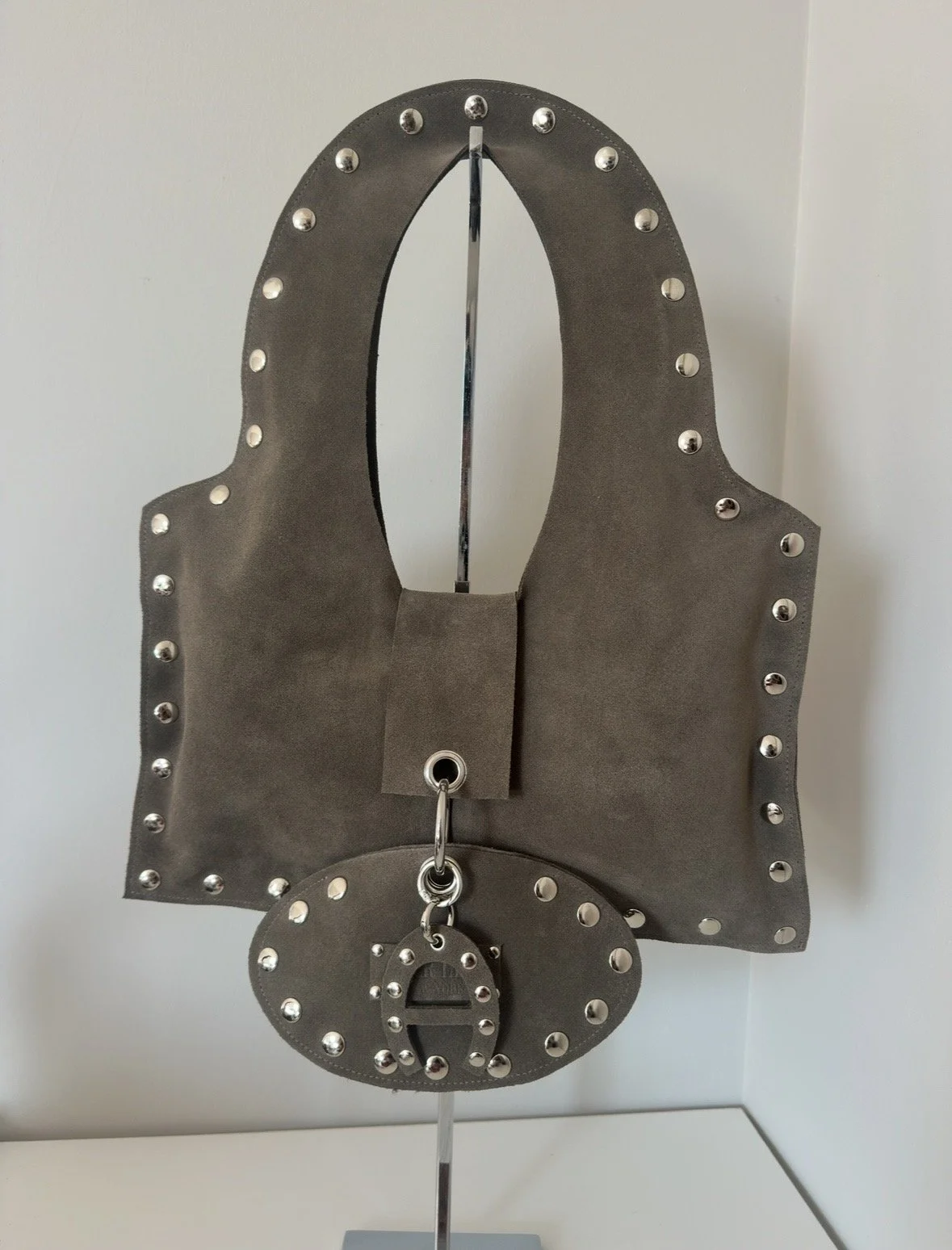 ASH SUEDE STUDDED A01 BAG