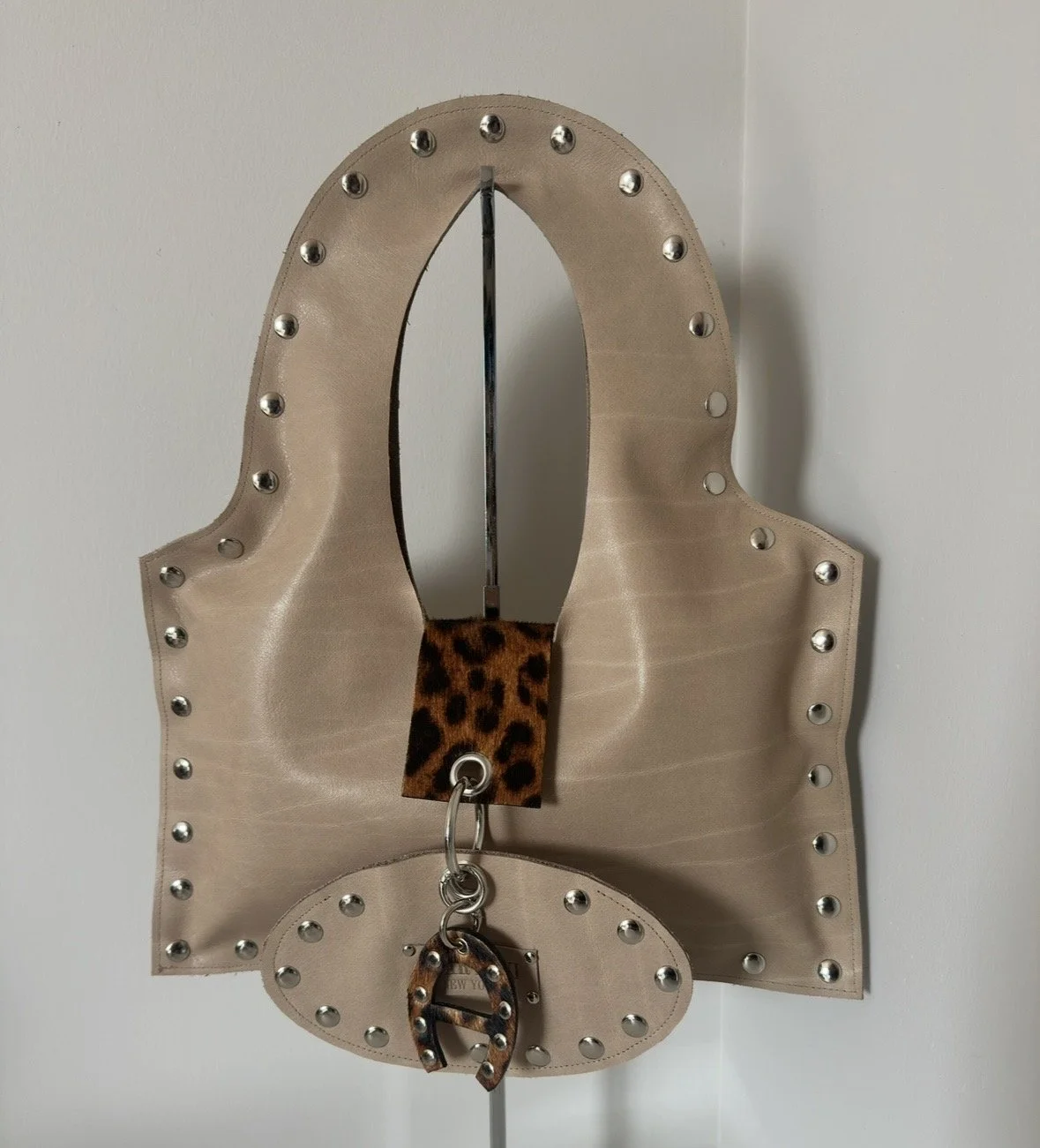 BEIGE LEATHER & LEOPARD HAIR-ON-HIDE A01 BAG