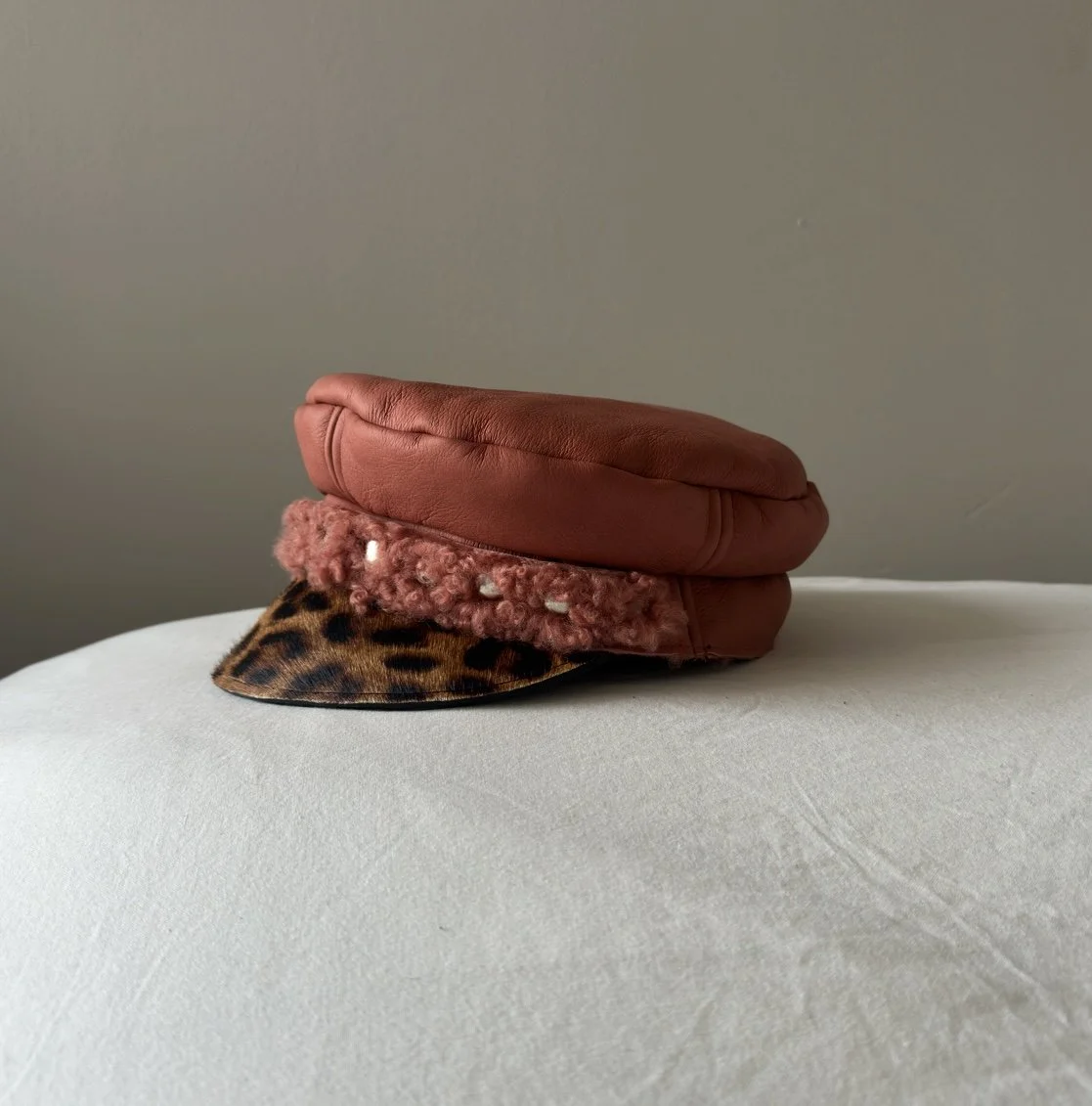SHEARLING BAKER BOY HAT