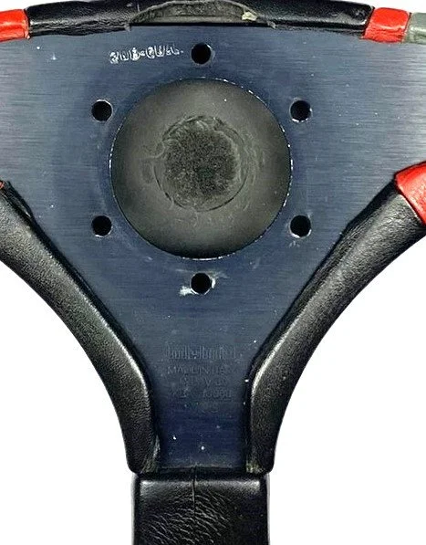 Momo Cobra 2 — ModernRetroClassic