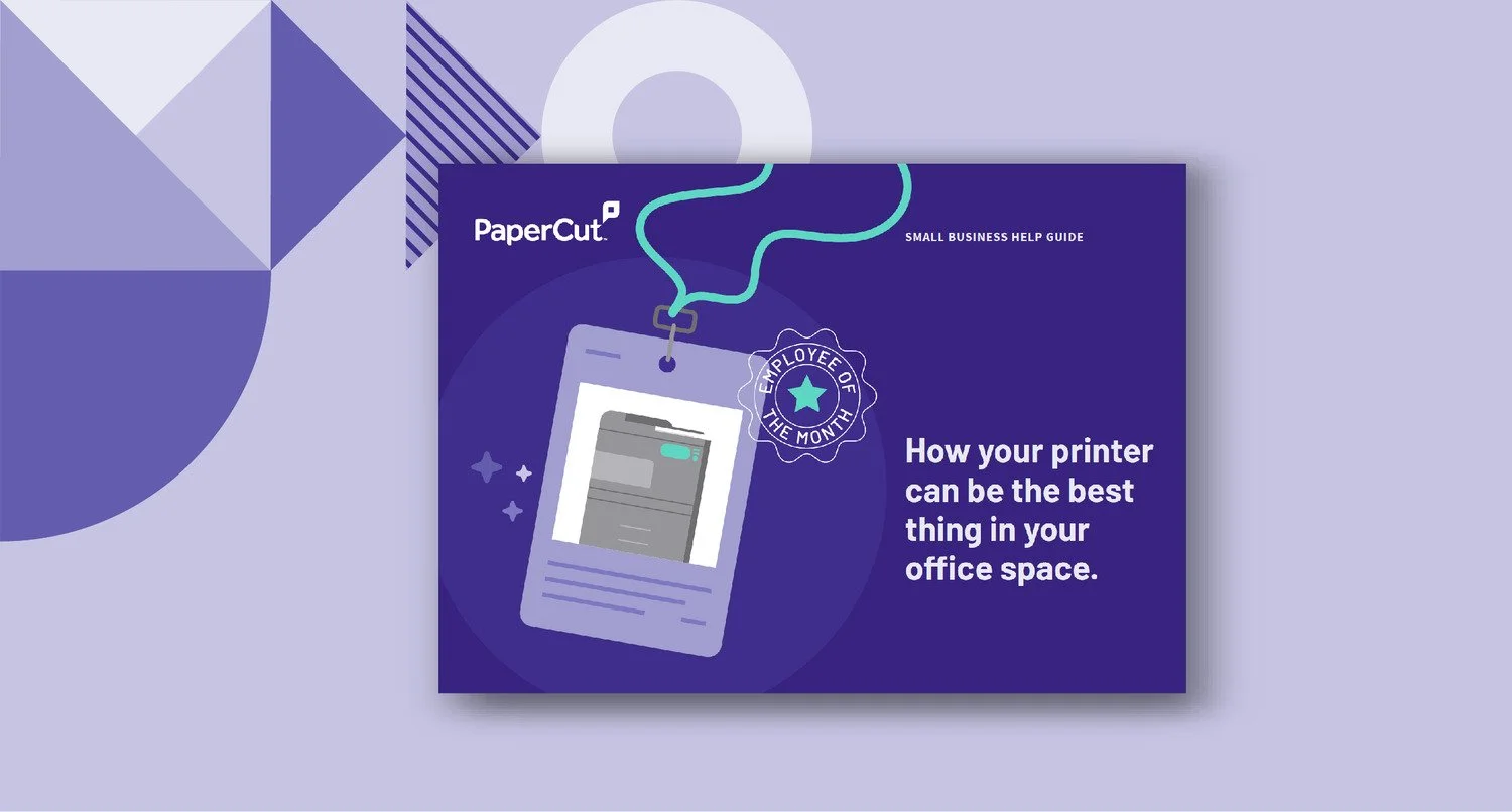 Una guía de ayuda para pequeñas empresas de PaperCut titulada 'Cómo su impresora puede ser lo mejor en su espacio de oficina', marcada con una insignia de 'Empleado del mes' que presenta una estrella, con una ilustración estilizada de una impresora y papel de oficina sobre un fondo violeta.