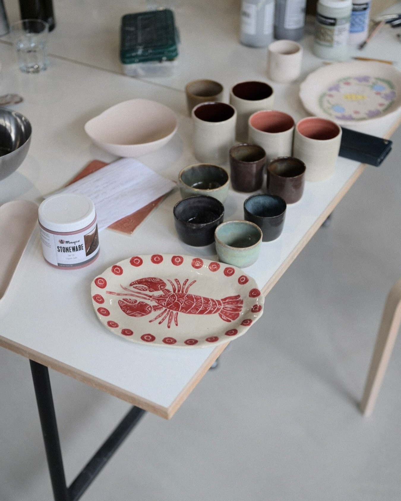 Work in Progress: a glimpse at our Member&rsquo;s glazing session messy table the other day.
So inspiring!