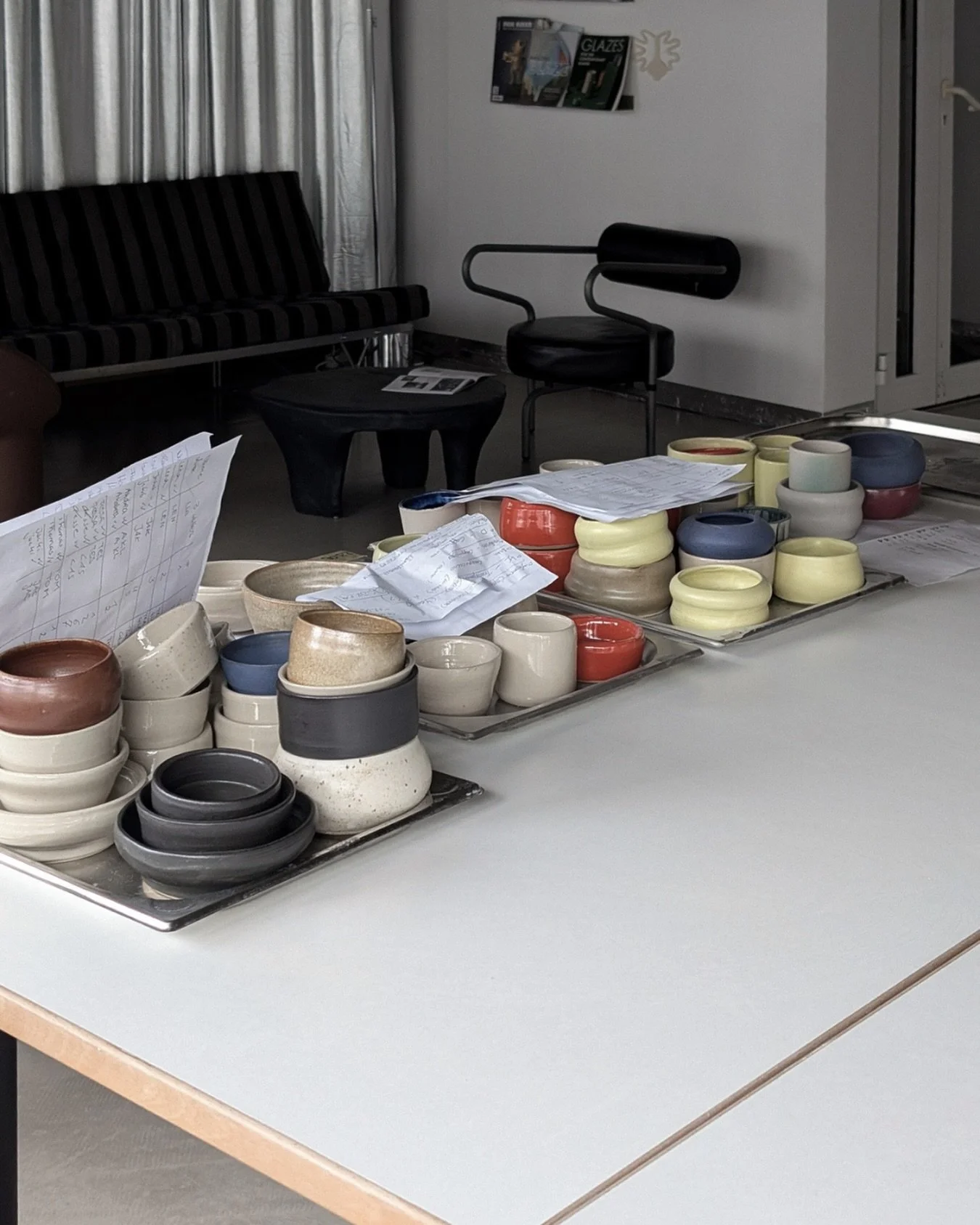 All workshop creations made before April are now available for pickup during our opening times:

Wednesday 11:00 - 14:00
Saturday 13:00 - 15:00

Come visit us at Hoheluftchaussee 58 during these hours to find out about our workshops, team events and 