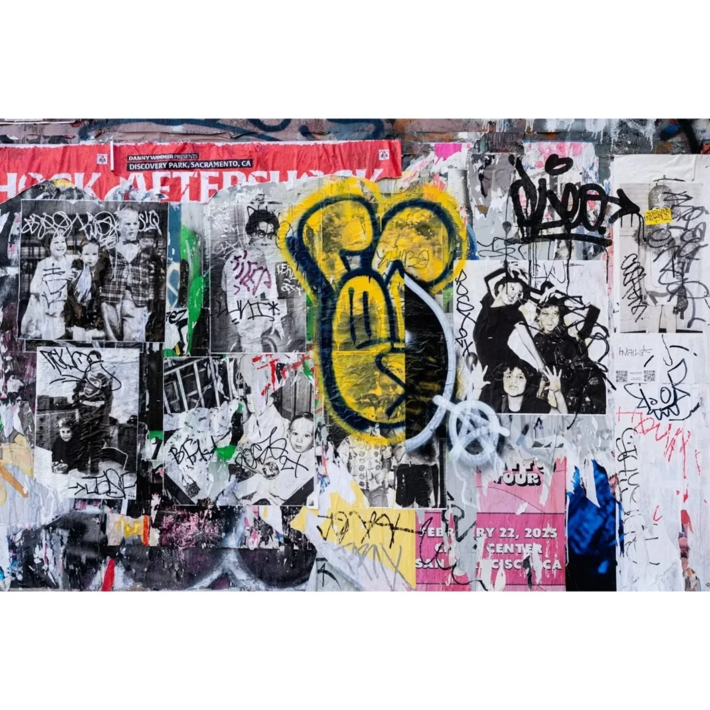 "Family Portrait 3, March 29, 2025" from the #FamilyFramesSeries
.
.
.
#familyframesseries
#memorycollective_sf
#urbanexpression
#familialmetamorphosis
#urbanmetamorphosis
#communalmemory
#collectivememory
#memoryvisualization
#abstractmemo