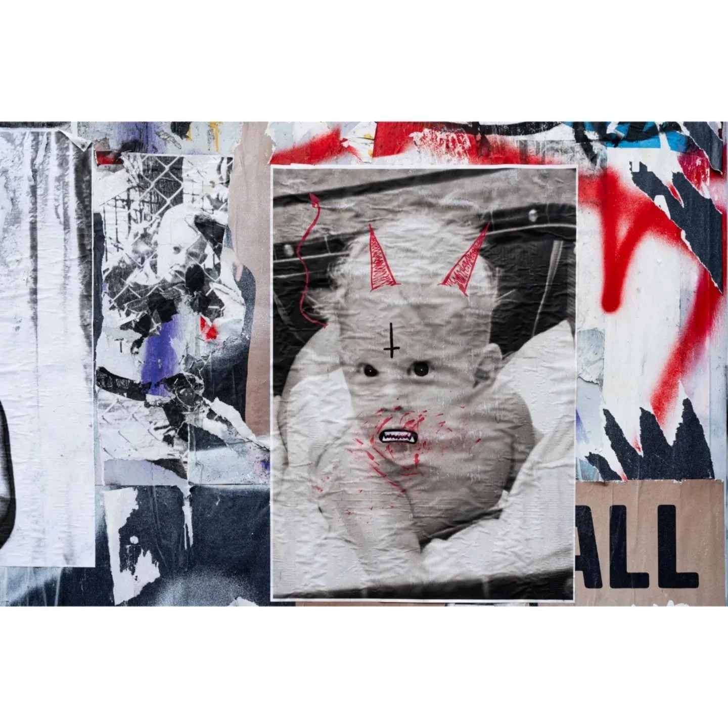 "Devil, February 20, 2025" from the #FamilyFramesSeries
.
.
.
#familyframesseries
#memorycollective_sf
#urbanexpression
#familialmetamorphosis
#urbanmetamorphosis
#communalmemory
#collectivememory
#memoryvisualization
#abstractmemory
#urban