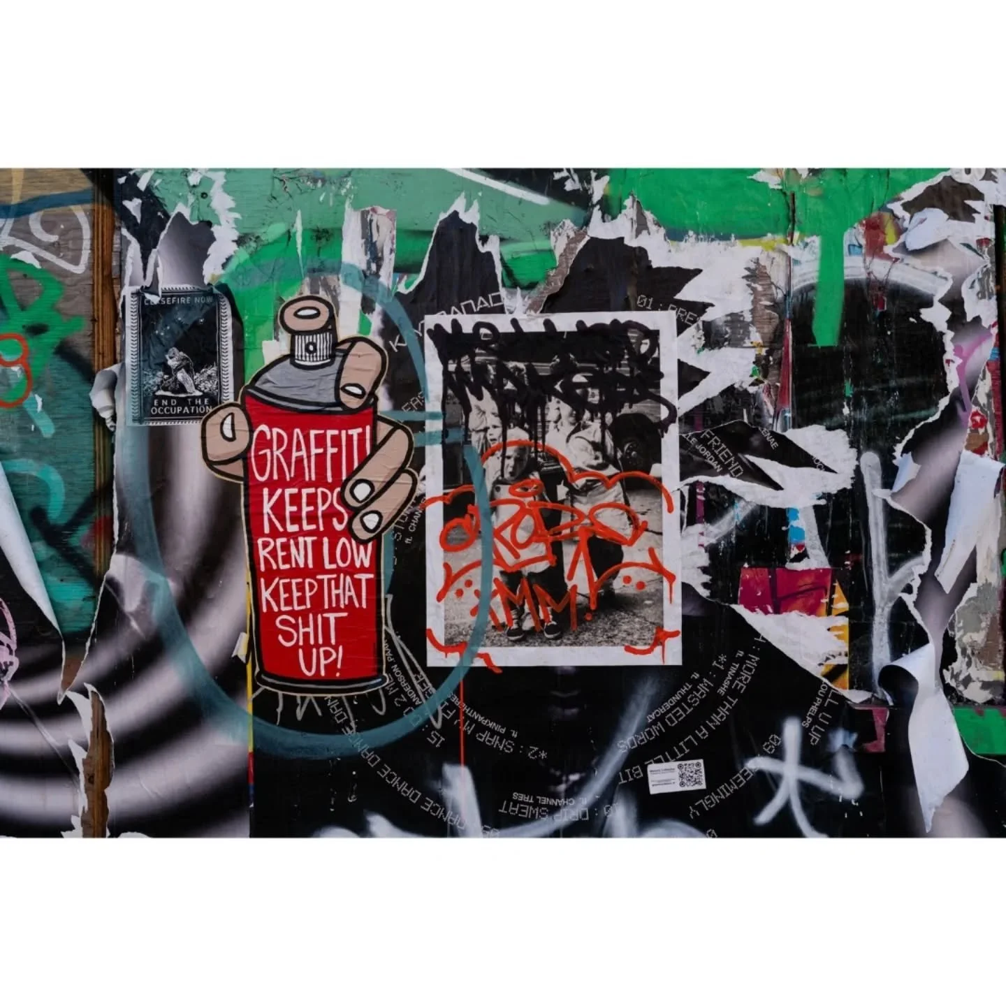 "Graffiti, July 2, 2024" from the #FamilyFramesSeries
.
.
.
#familyframesseries
#memorycollective_sf
#urbanexpression
#familialmetamorphosis