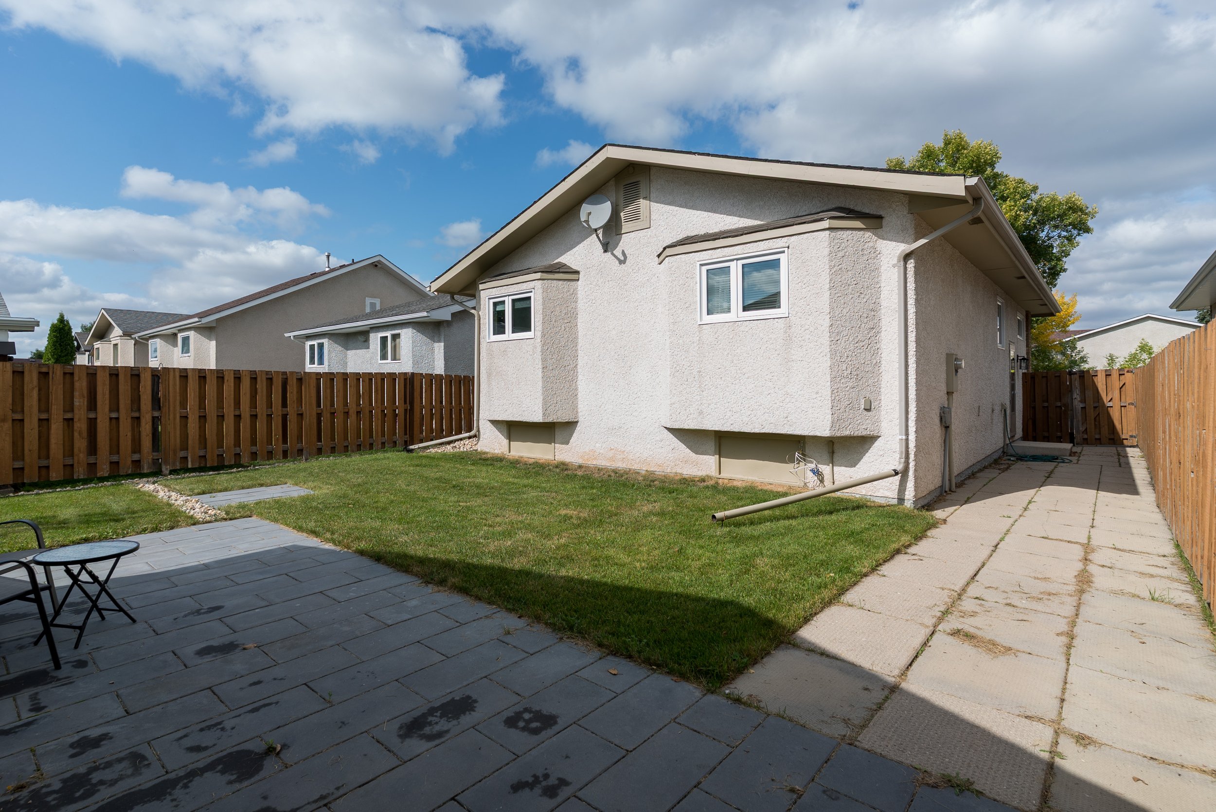 034_bungalow_for_sale_in_river_park_south.jpg