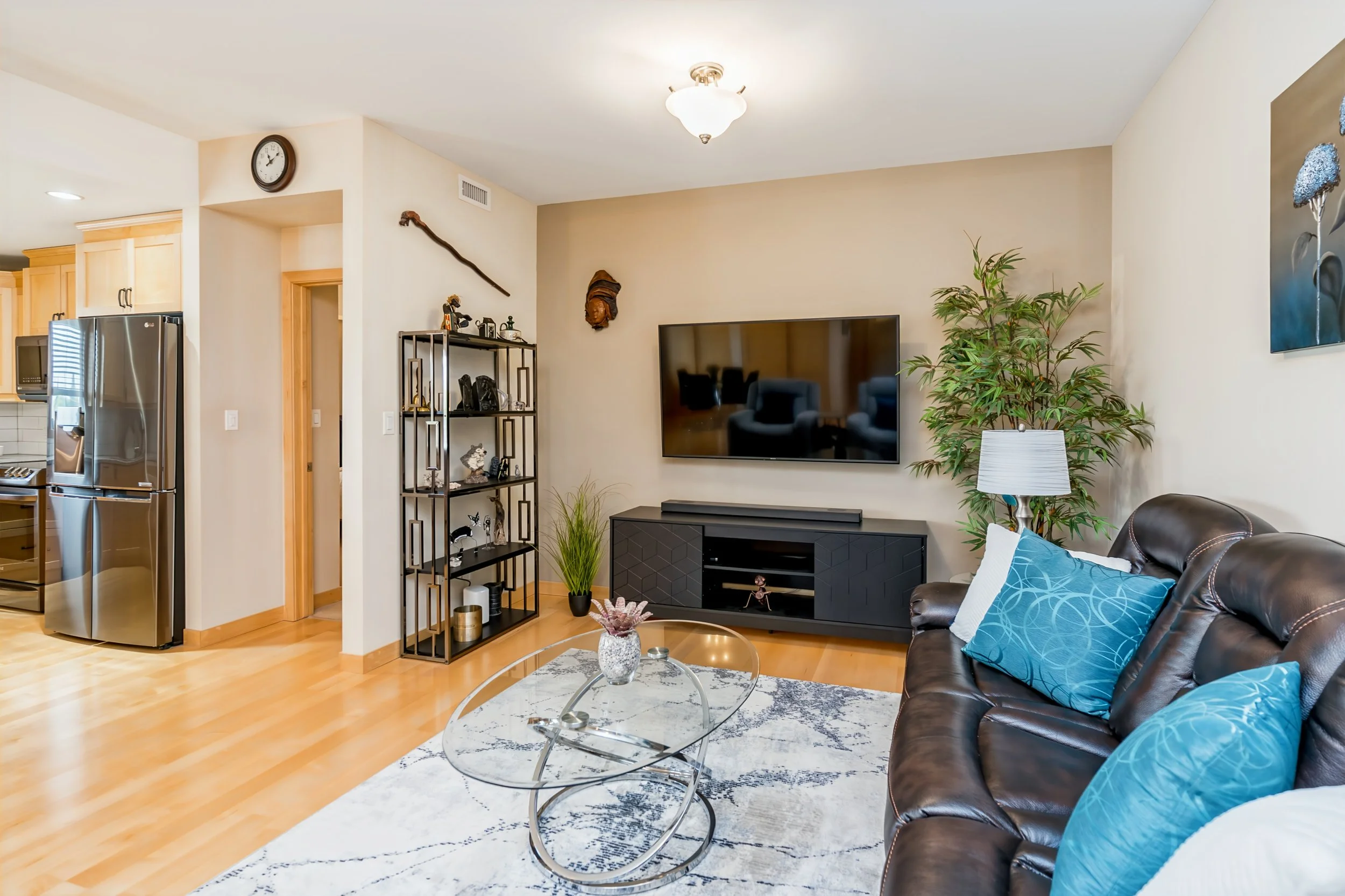 022 Top-floor corner condo for sale at 307-1223 Dawson Road in Lorette Manitoba.jpg