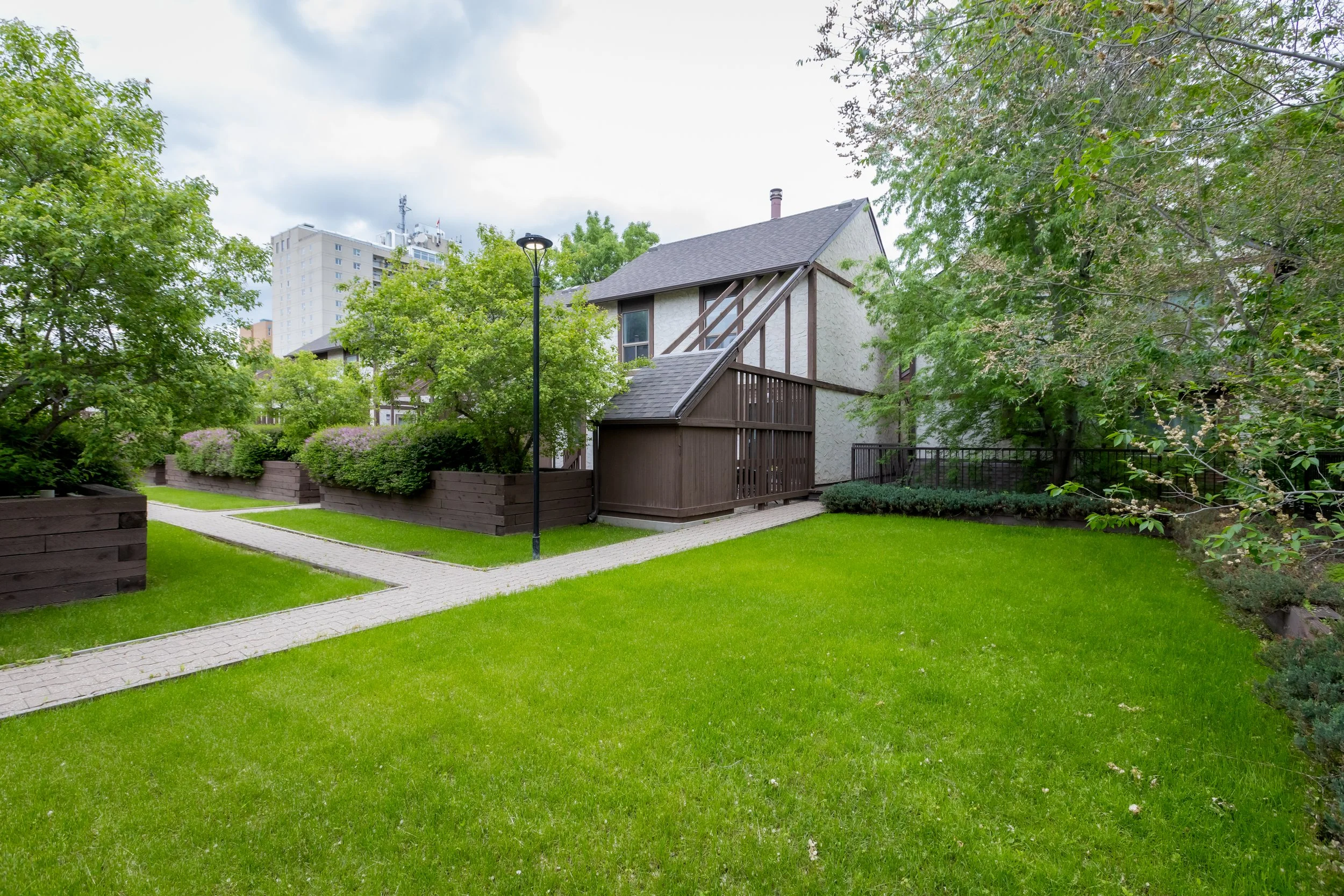 Townhouse condominiums in st vital for sale.jpg