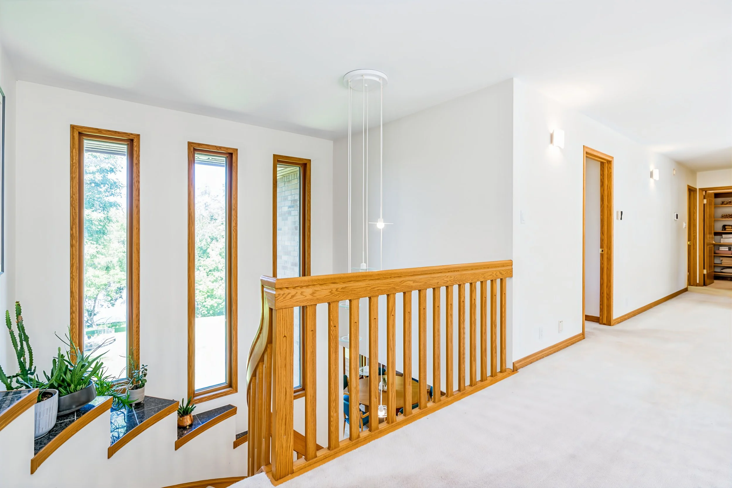 048 luxury living in Winnipeg.jpg