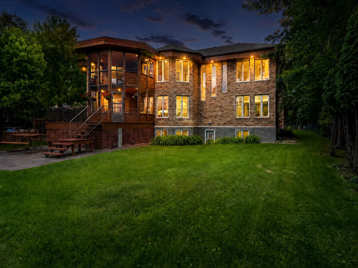 085 Riverfront lot with expansive backyard and sweeping river views.jpg