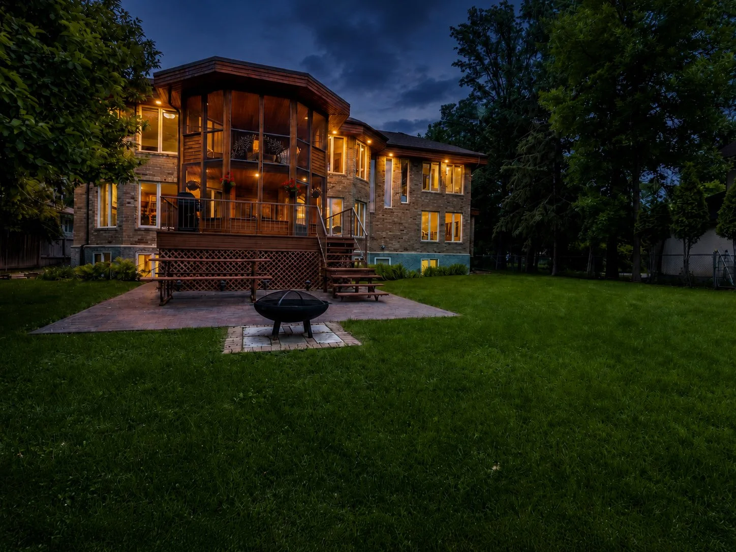 090 Large brick home on prestigious Winnipeg riverfront street.jpg