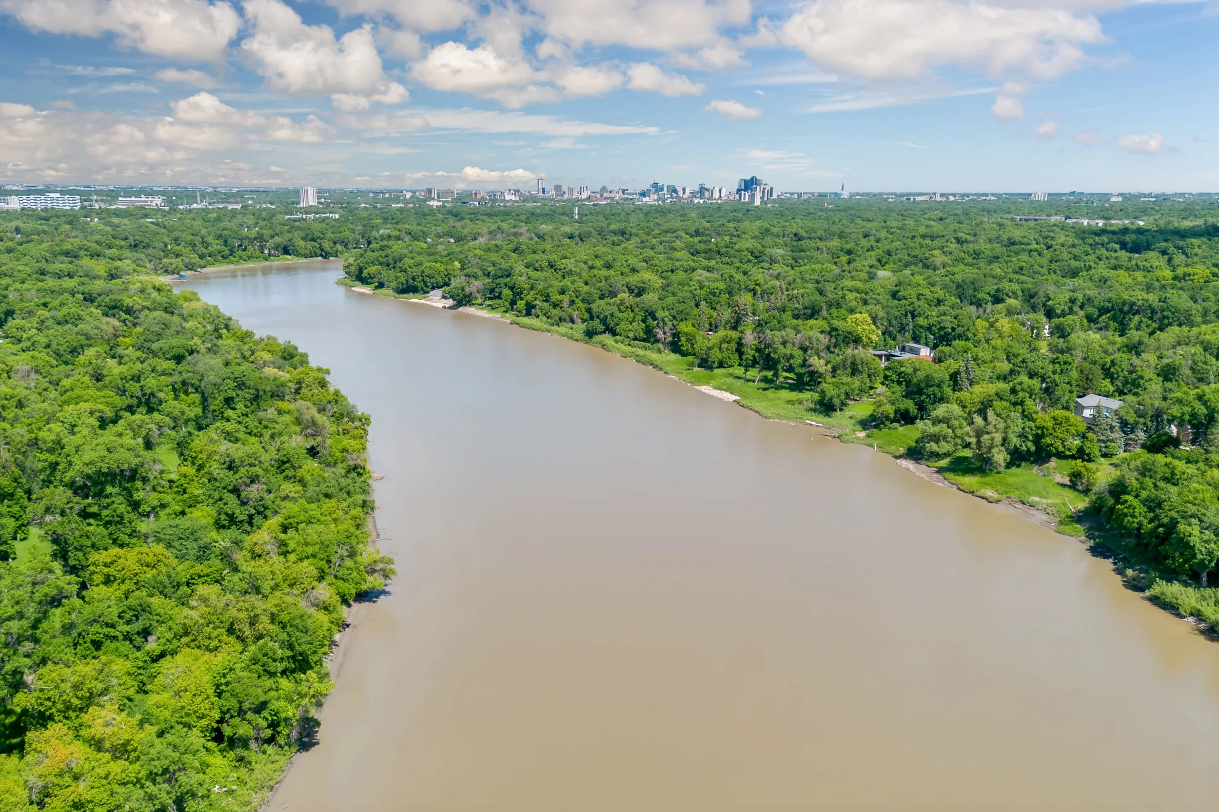 095 riverfront realtors winnipeg.jpg