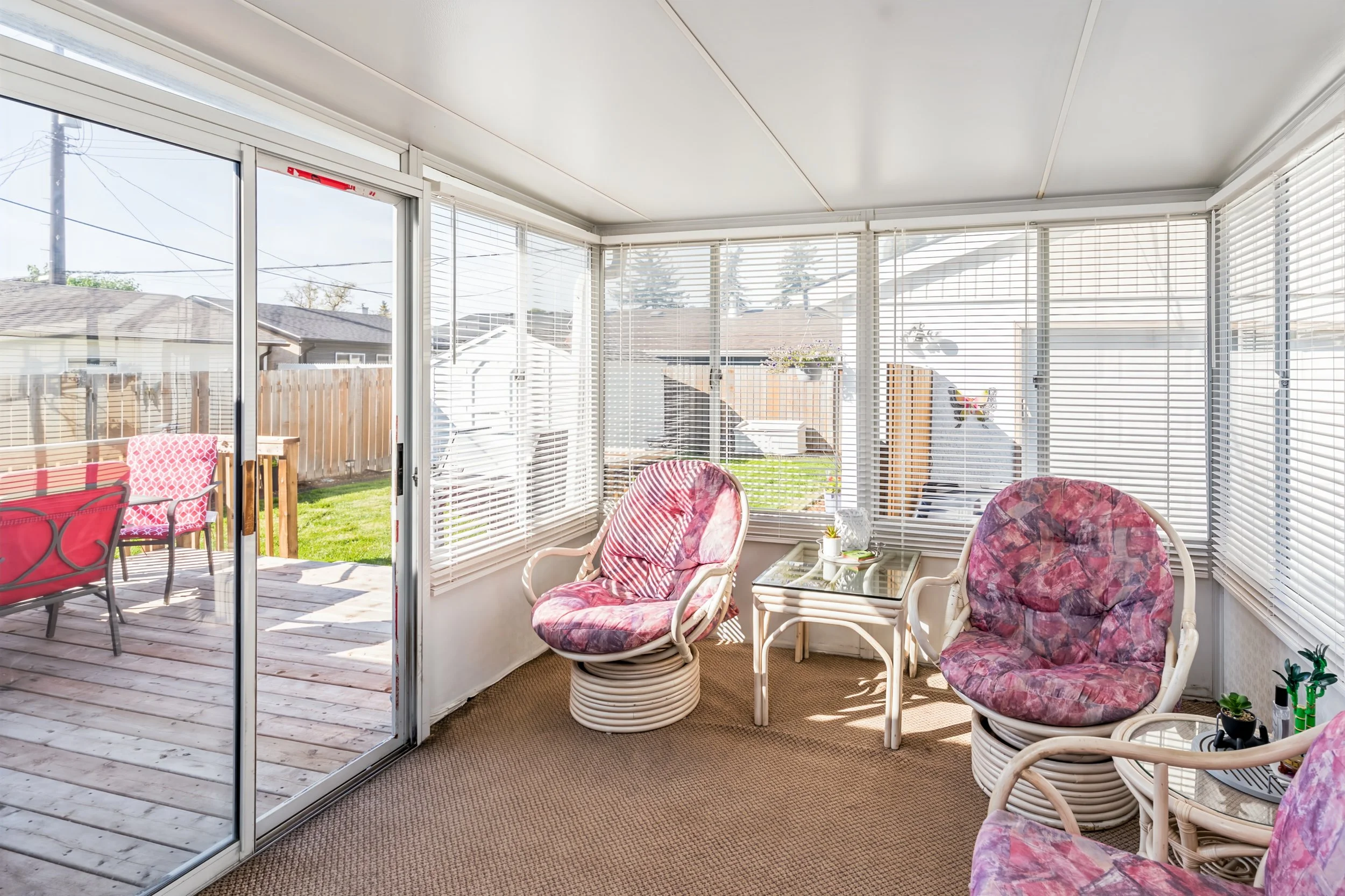 015 Beautiful sunroom at the back of Windsor Park bungalow.jpg