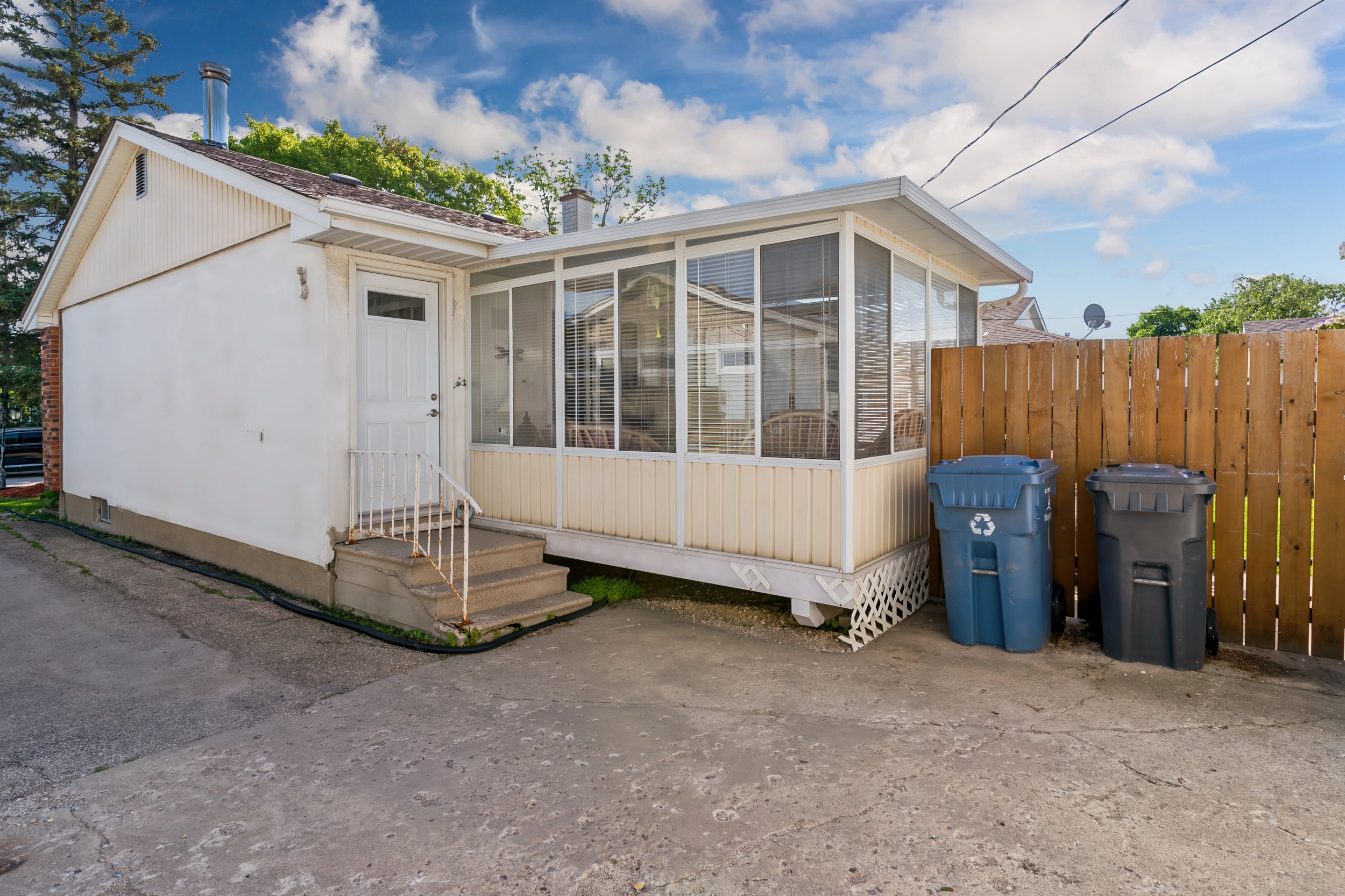 034 windsor park sunrooms.jpg