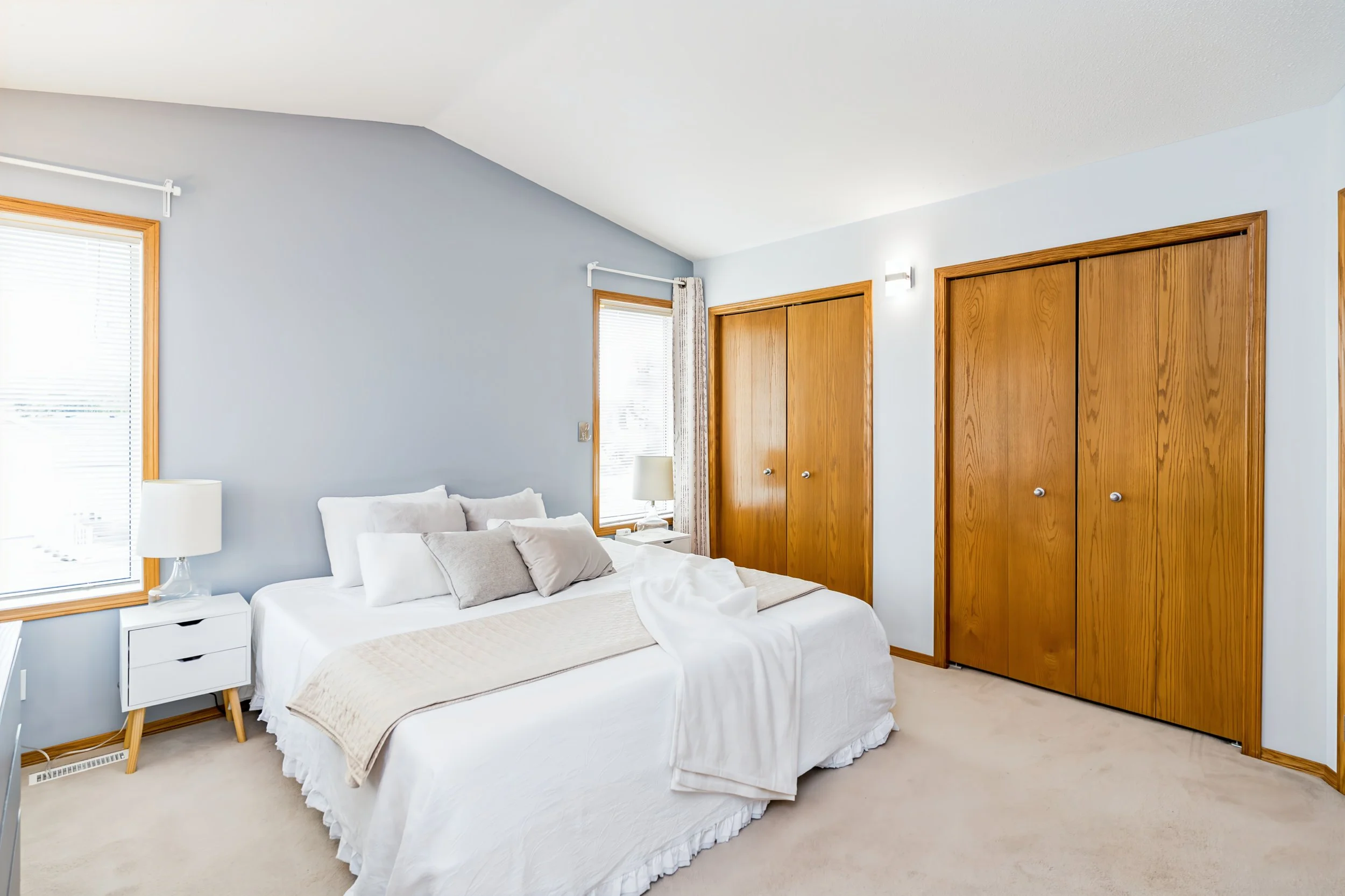 029 primary bedrooms in royalwood manitoba.jpg