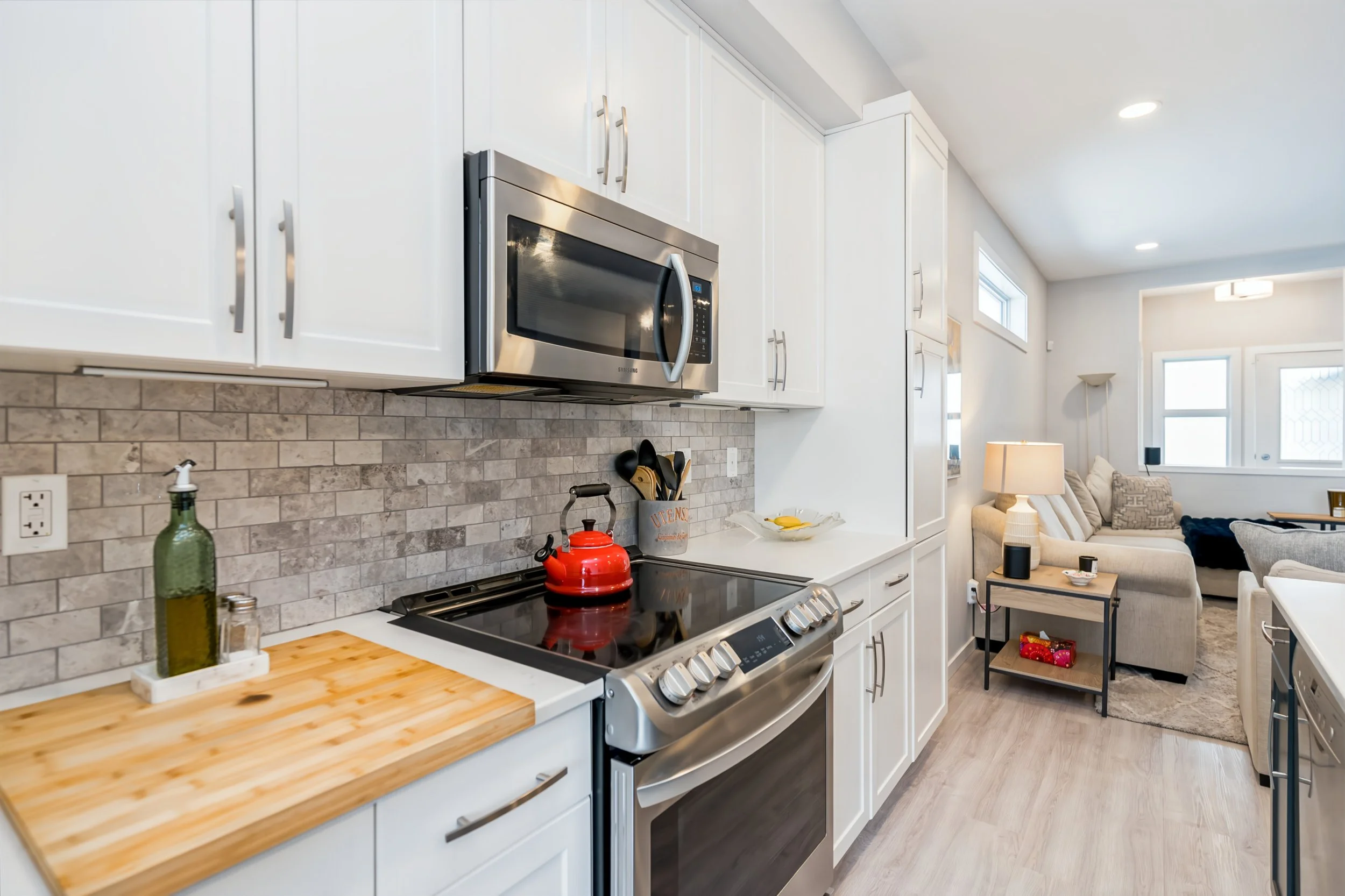 012 Realtors working in Sage Creek Winnipeg Manitoba.jpg