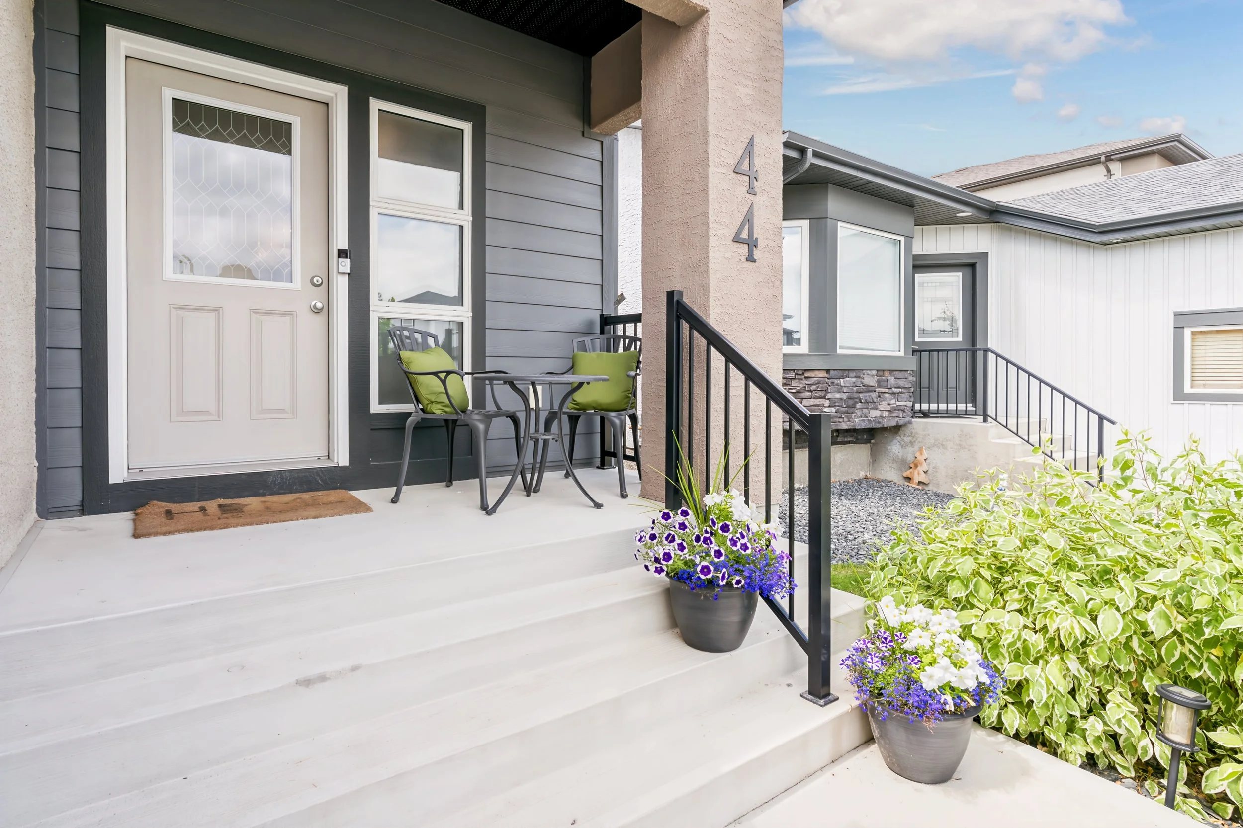 037 Welcoming front porch in Sage Creek.jpg