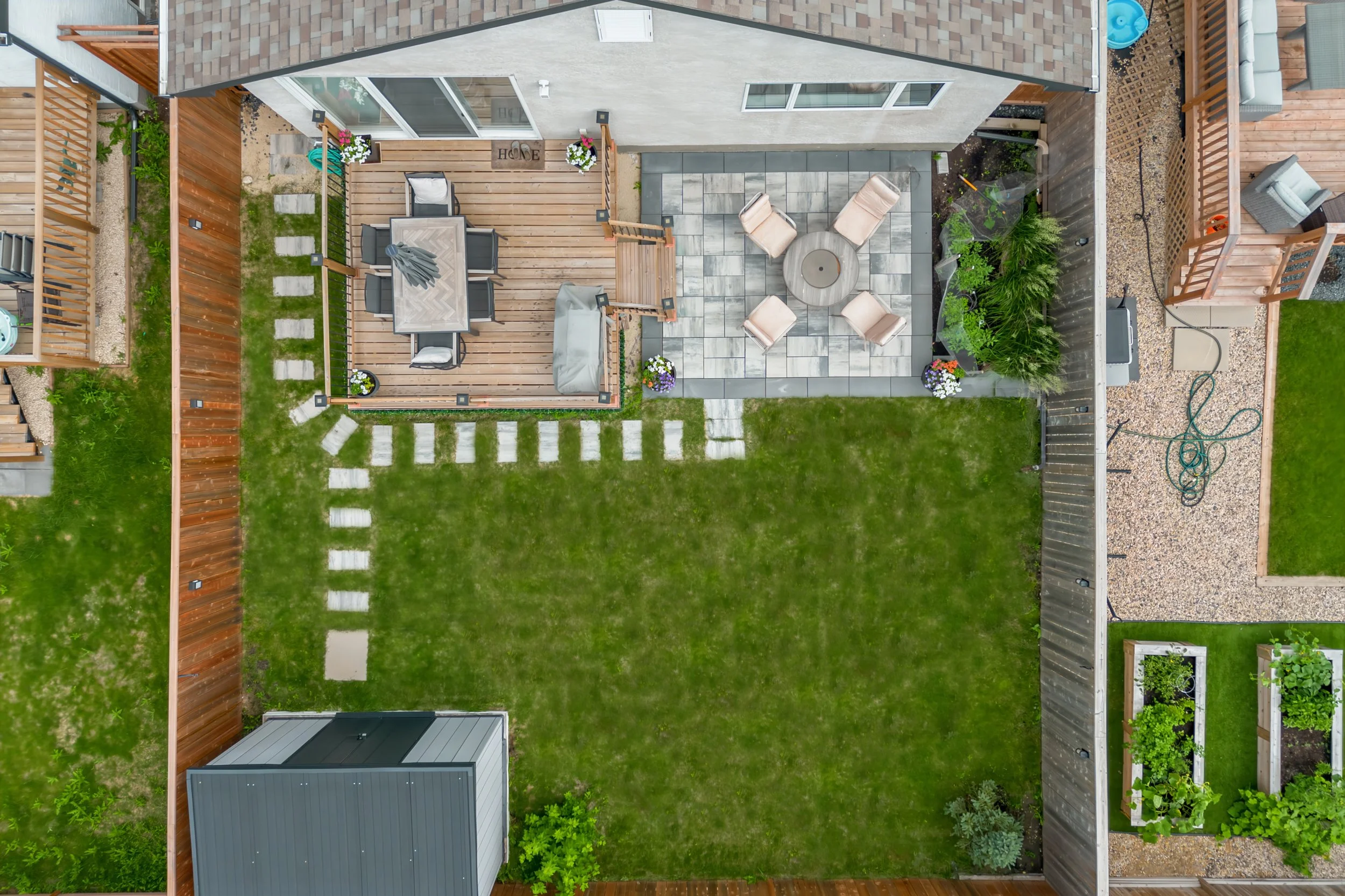 047 Private outdoor living space at 44 Trapper Lane.jpg