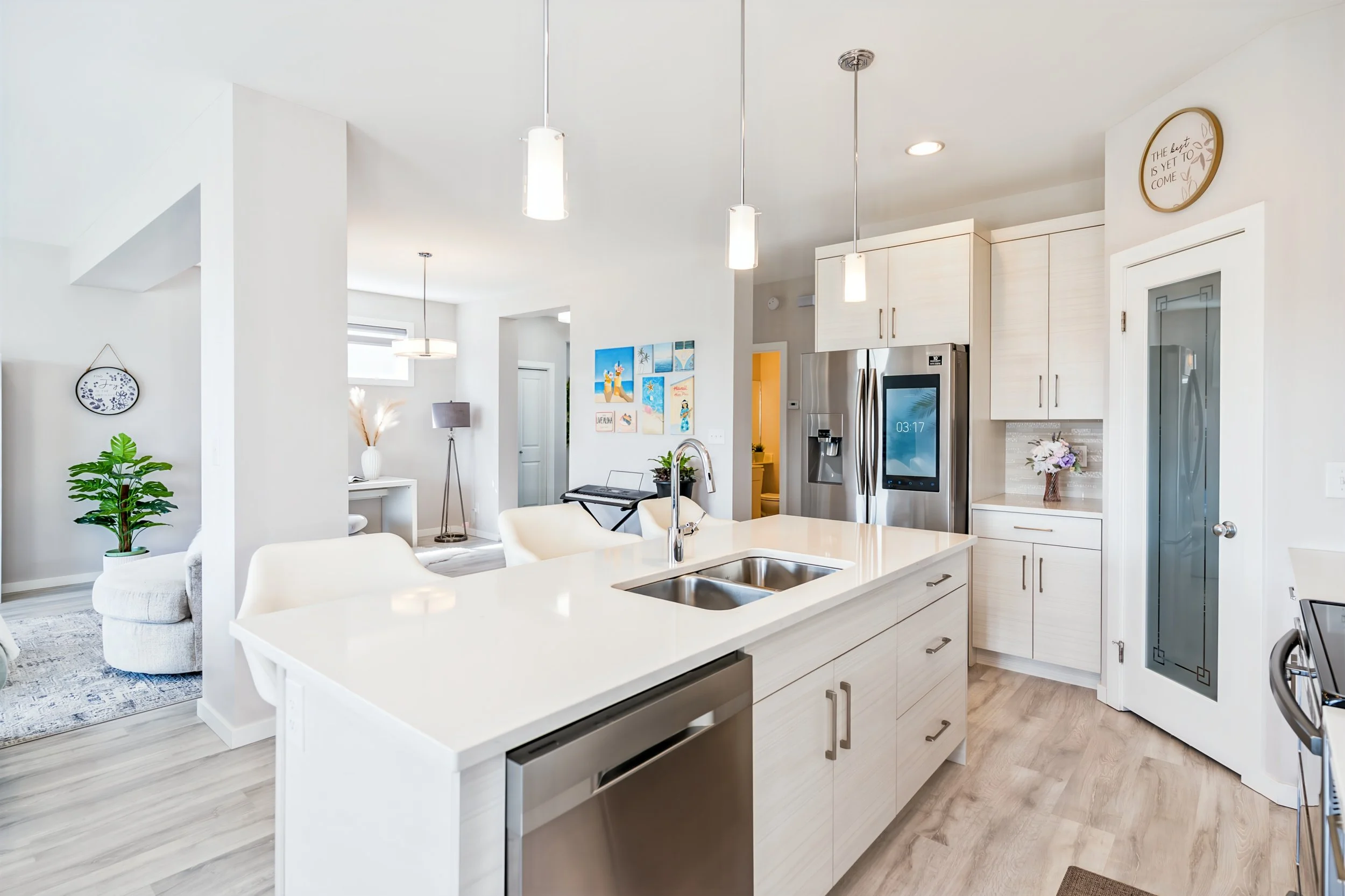 017 Open kitchen overlooking the dining and living areas.jpg