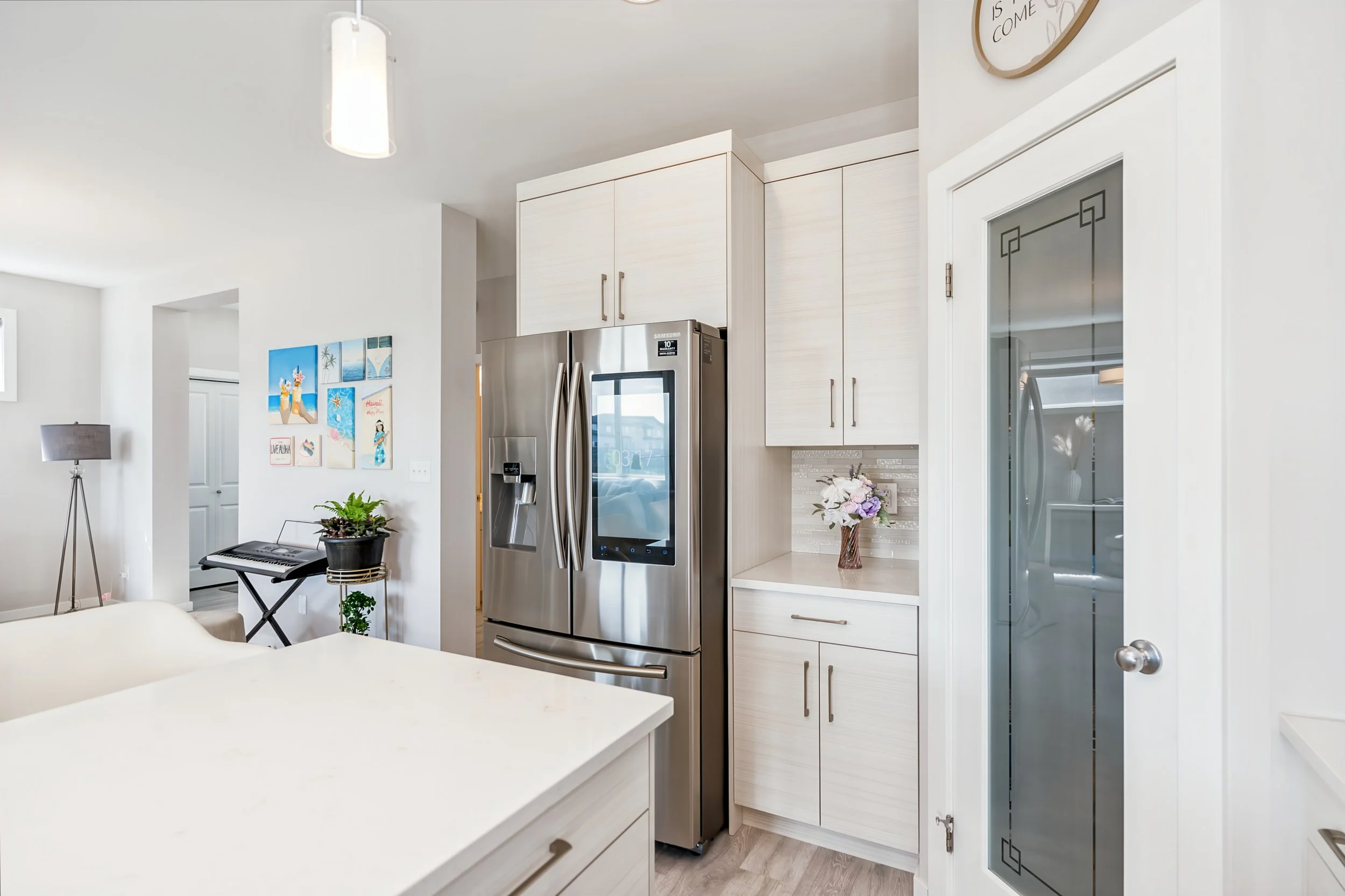018 luxury kitchens in Winnipeg Manitoba.jpg
