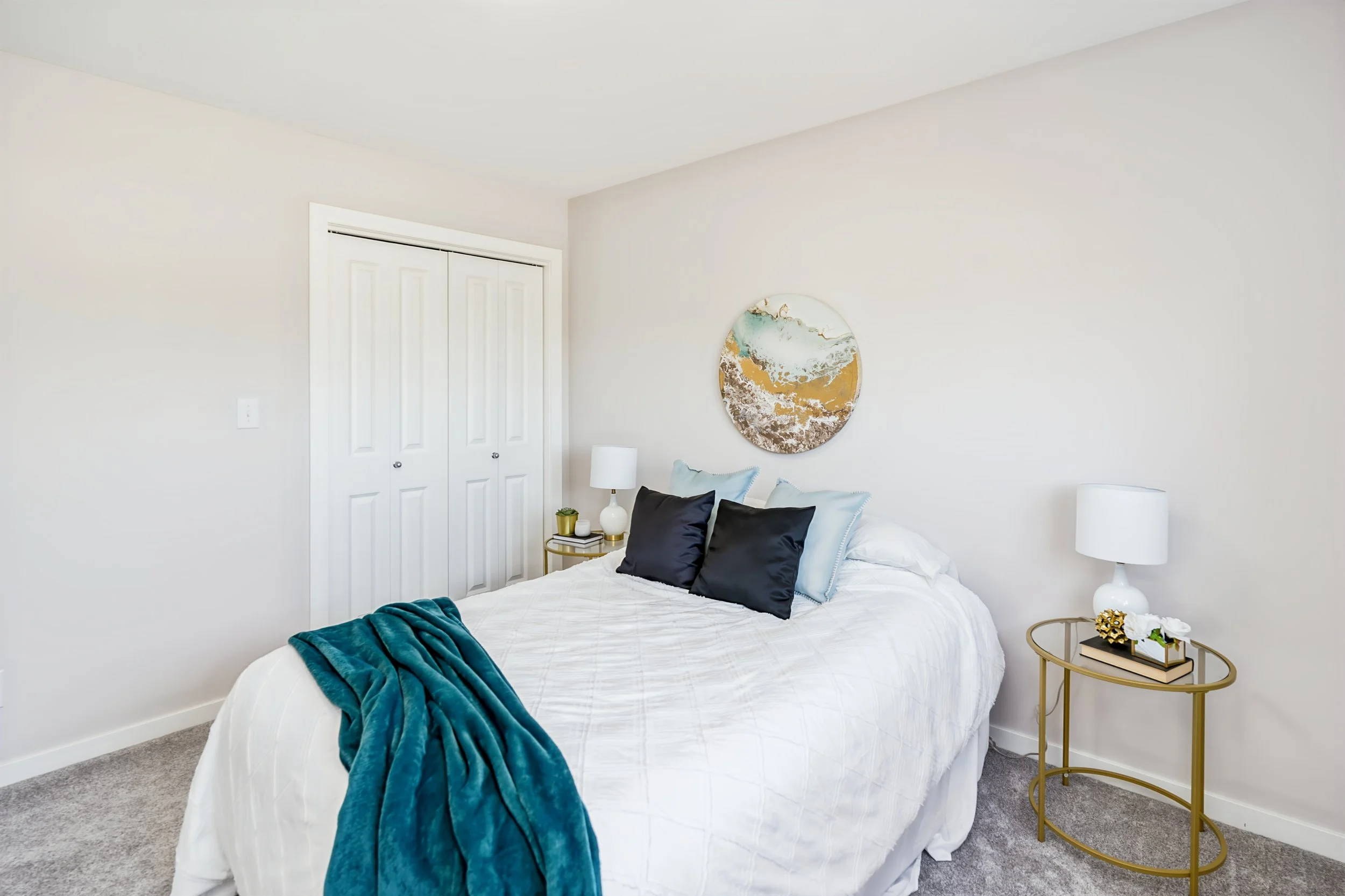 032 Three upstairs bedrooms with individual walk-in closets in Winnipeg Manitoba.jpg
