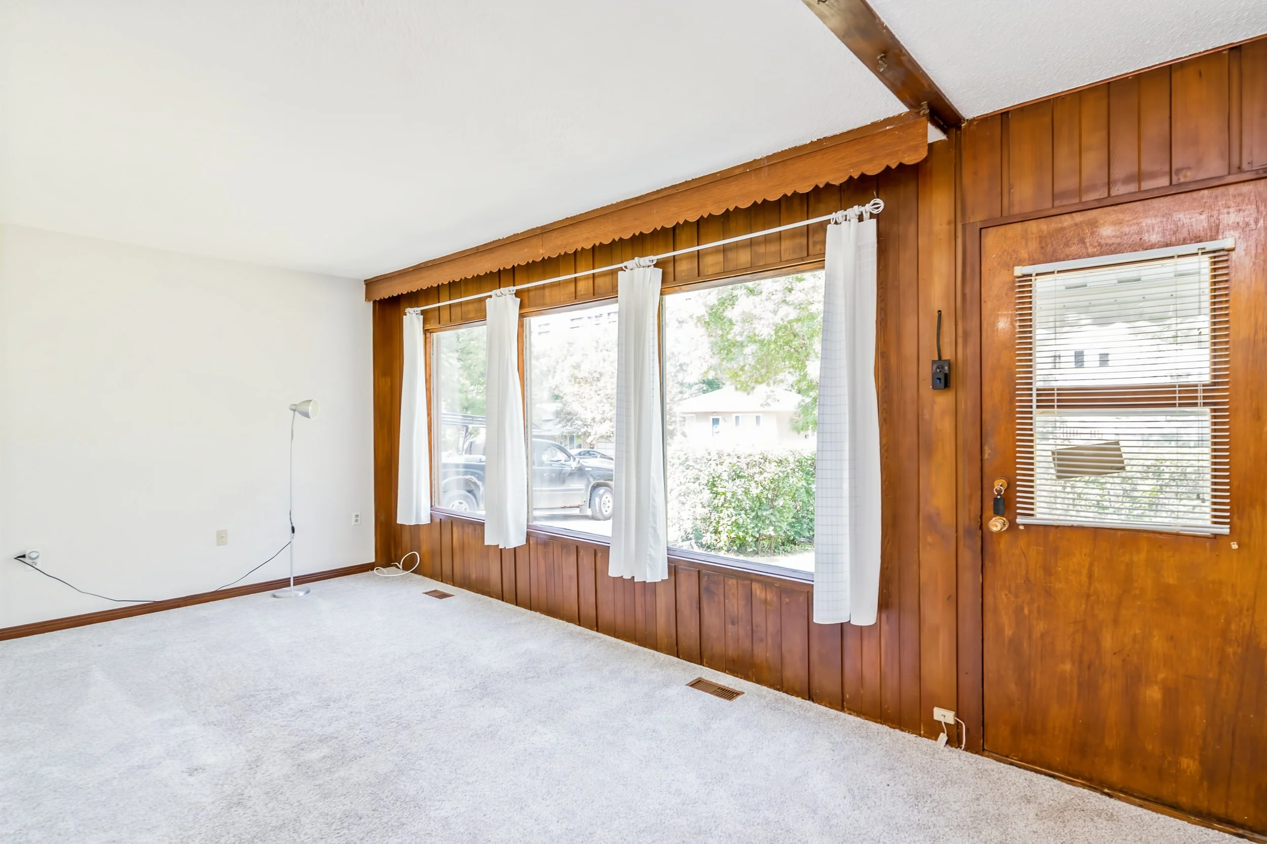 004 Living room in Fraser's Grove Bungalow for sale.jpg