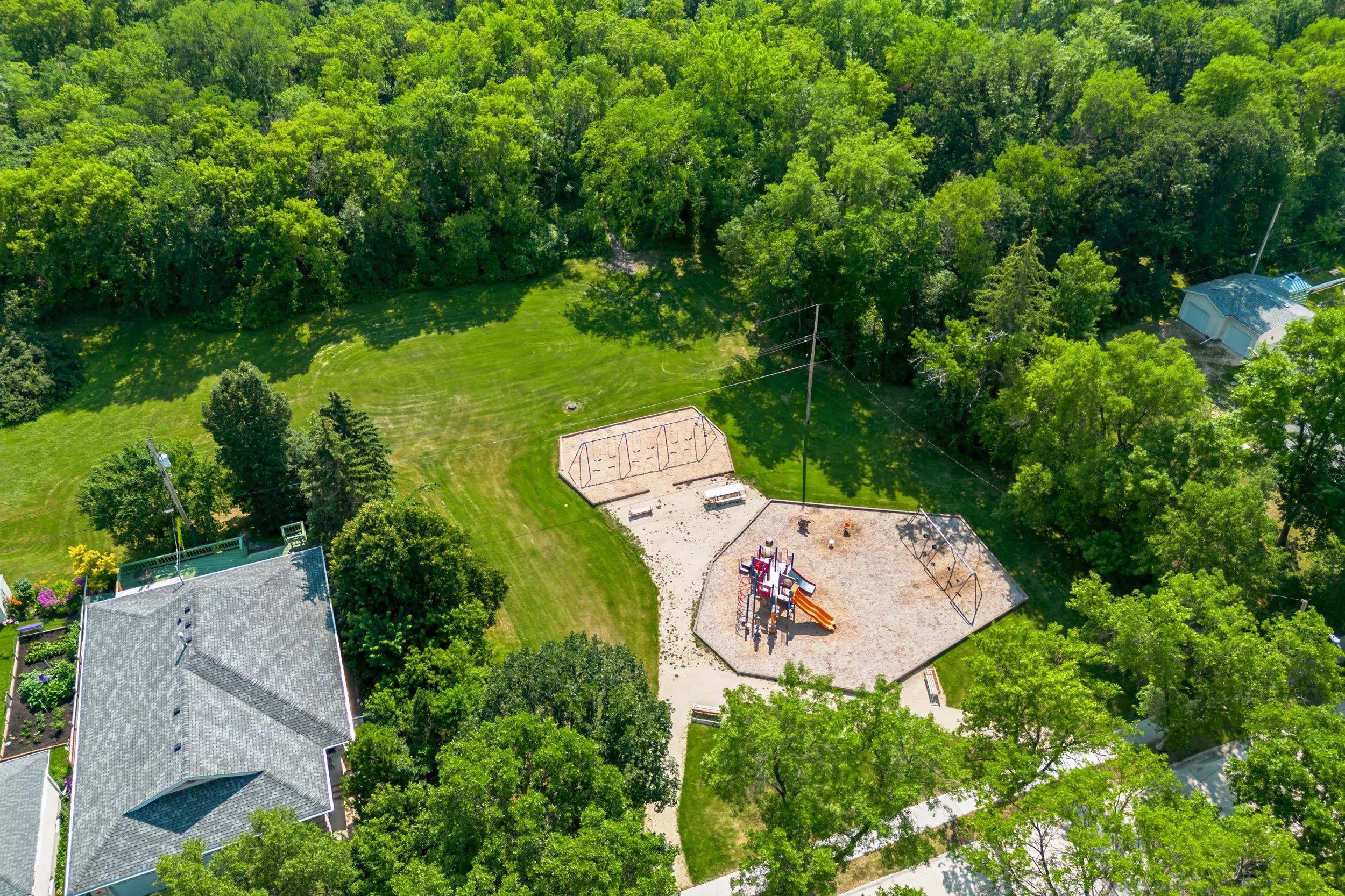 049 Red River Realtors Winnipeg MB.jpg