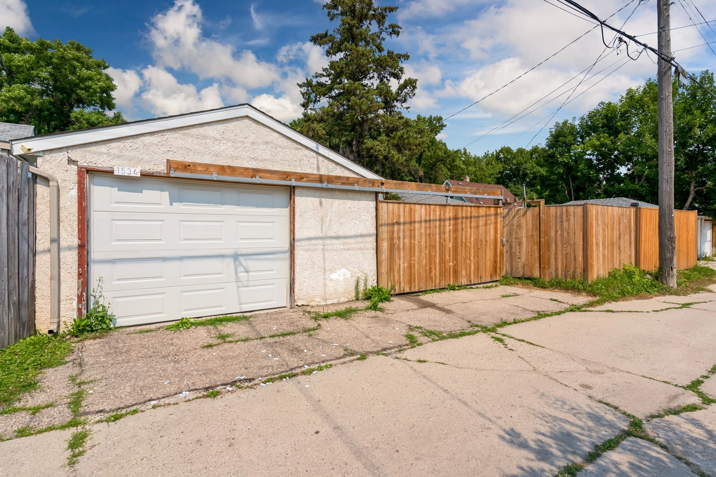 028 homes with secure parking gates.jpg