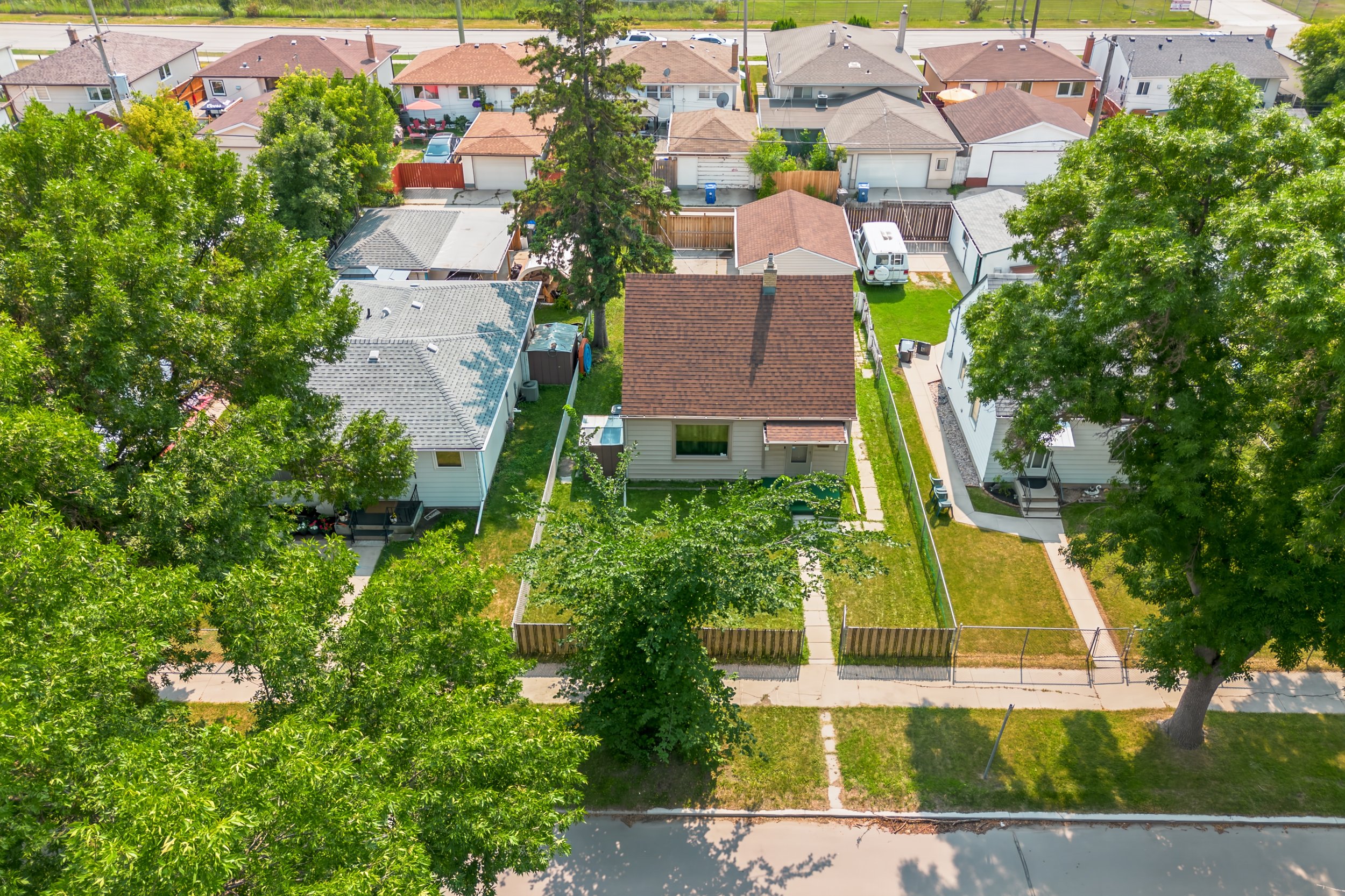 029 Realtors that do drone pictures.jpg