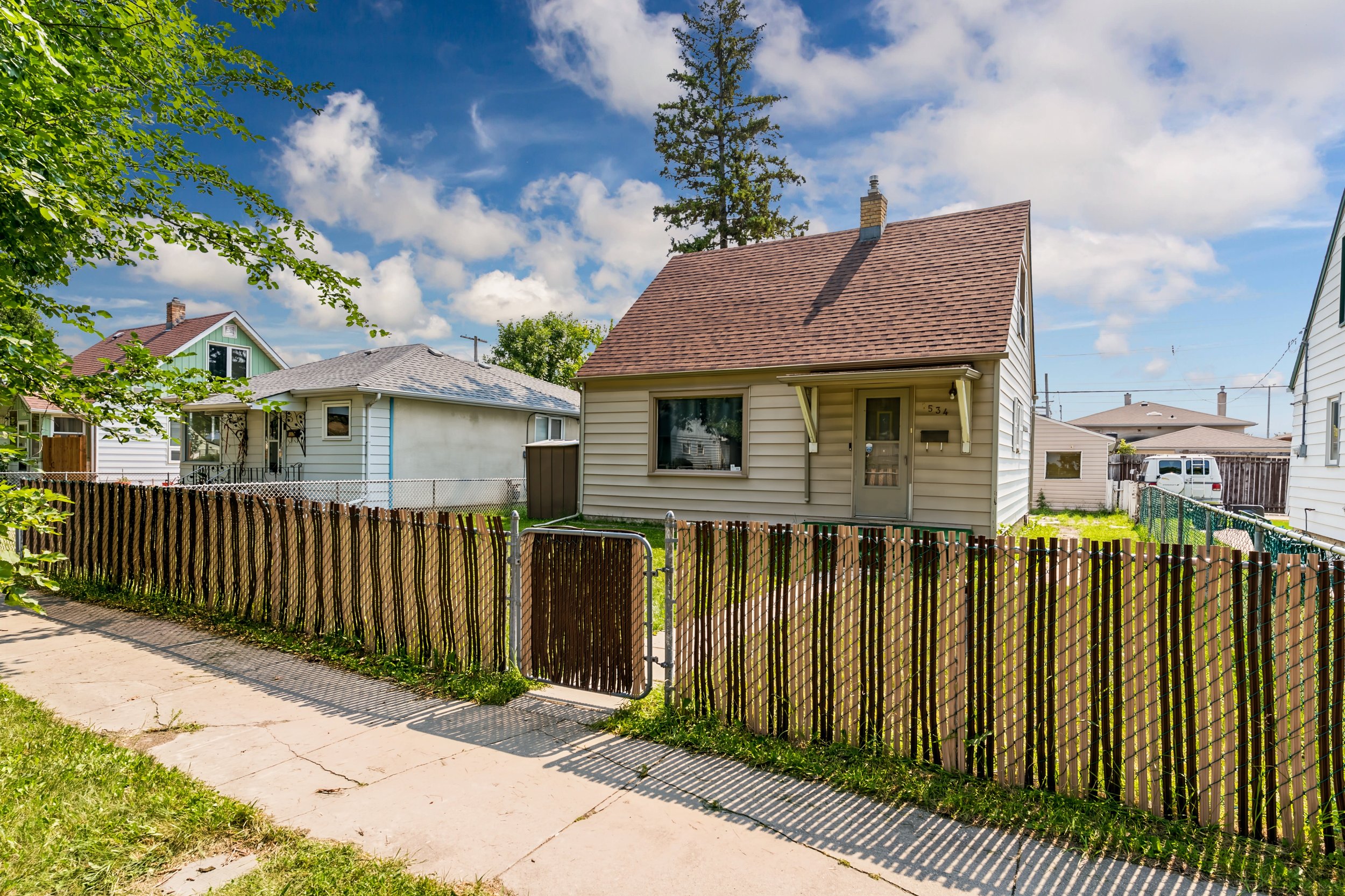 035 realtors serving winnipeg manitoba.jpg