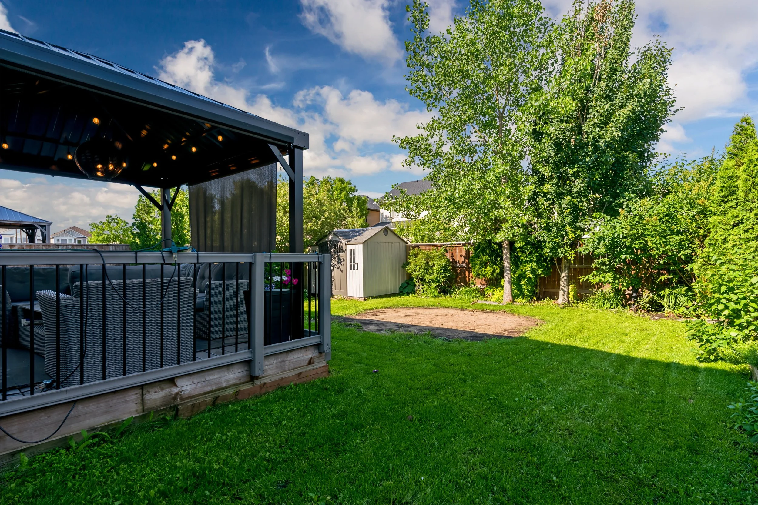 042 homes with landscaped backyards transcona.jpg