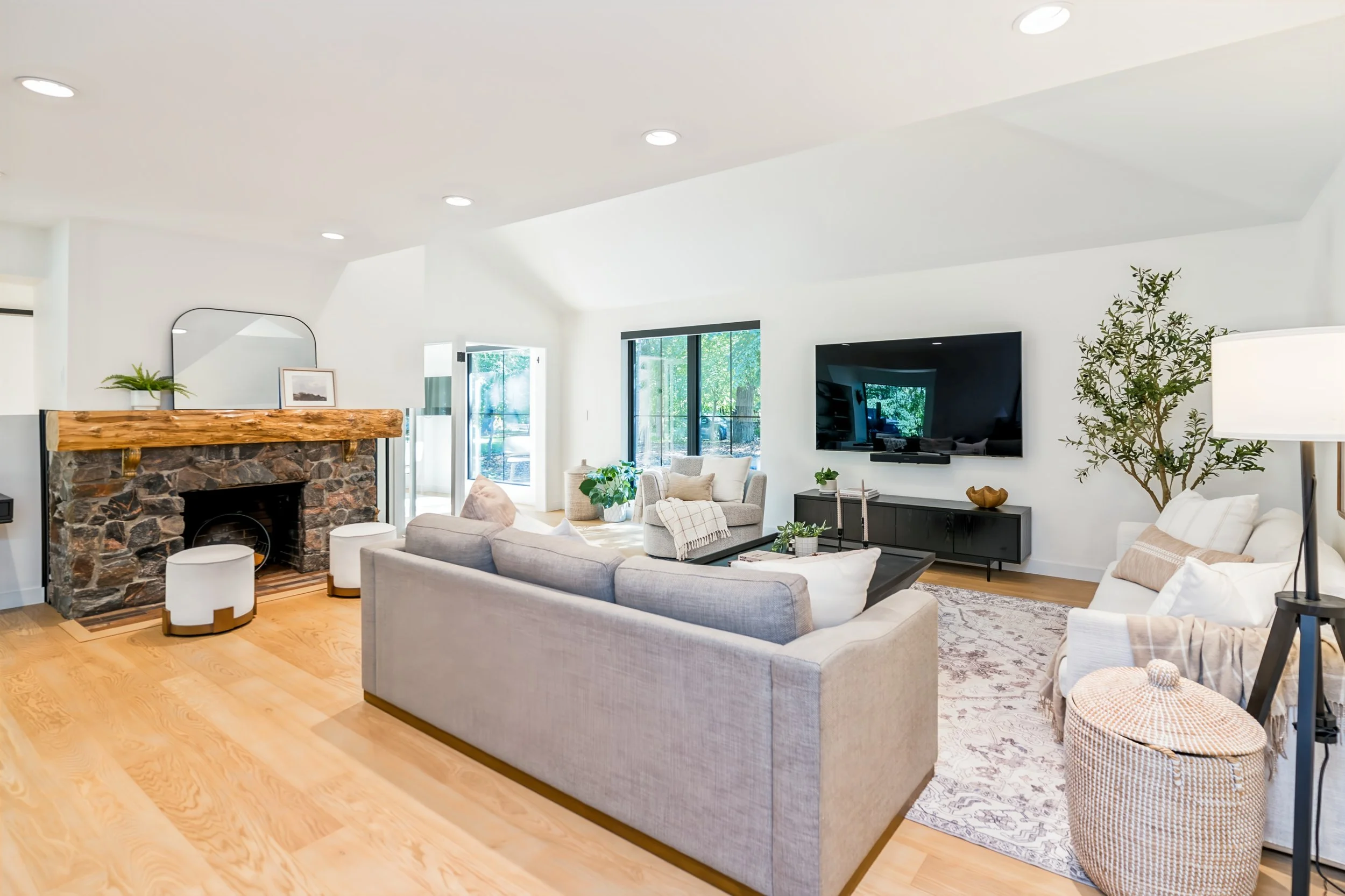 010 luxury homes in wildwood park.jpg