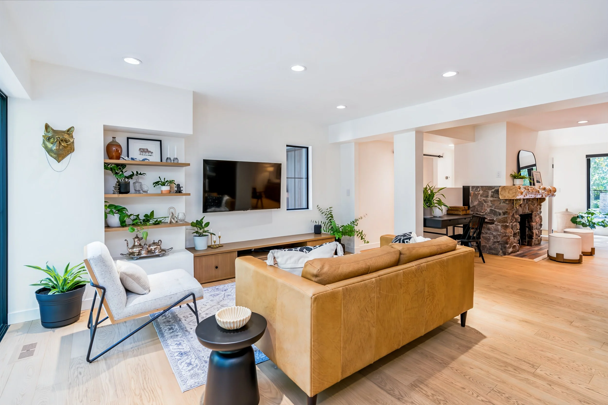 020 executive homes near sjr.jpg