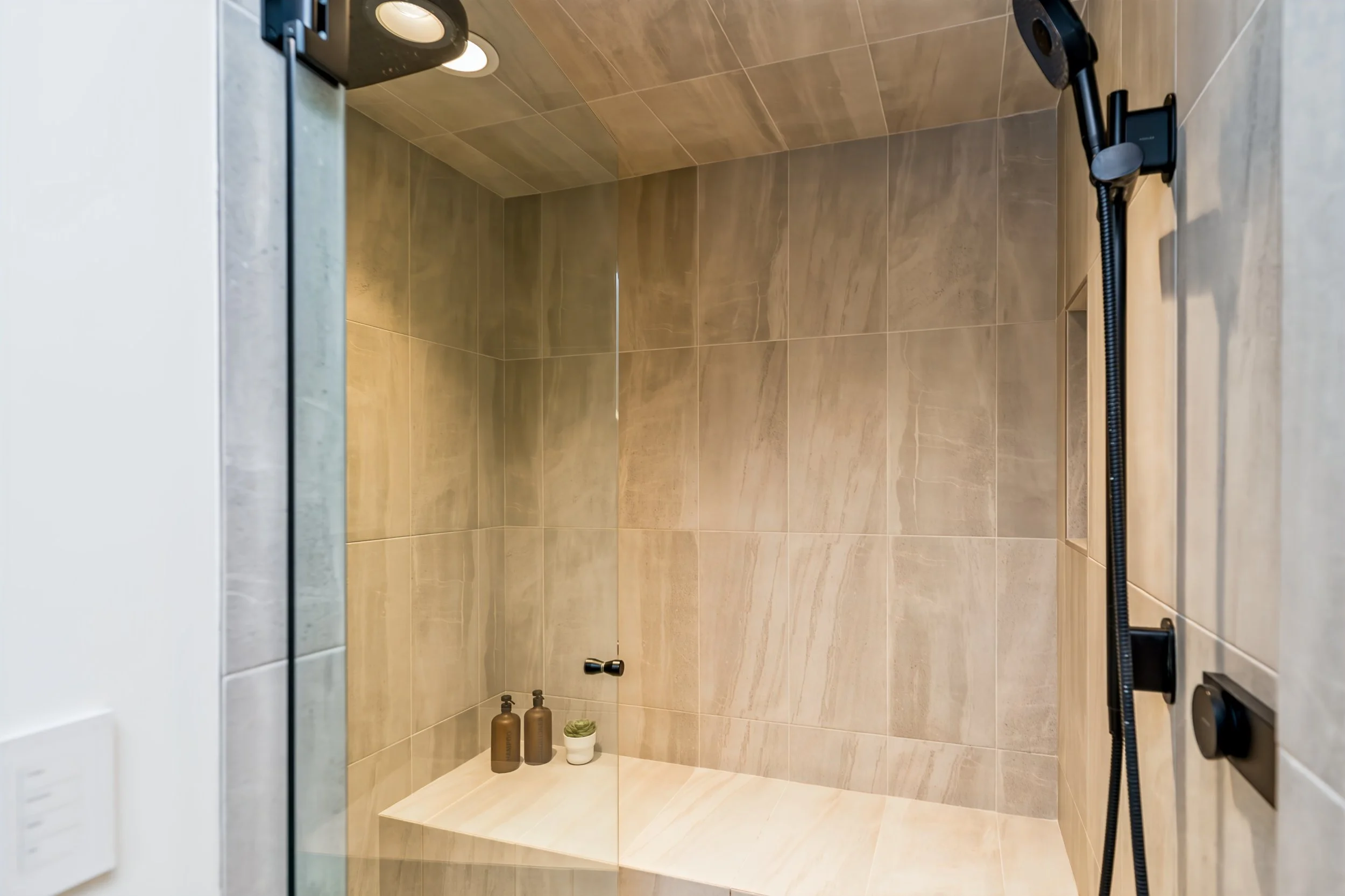 058 steam shower in luxury winnipeg listing.jpg