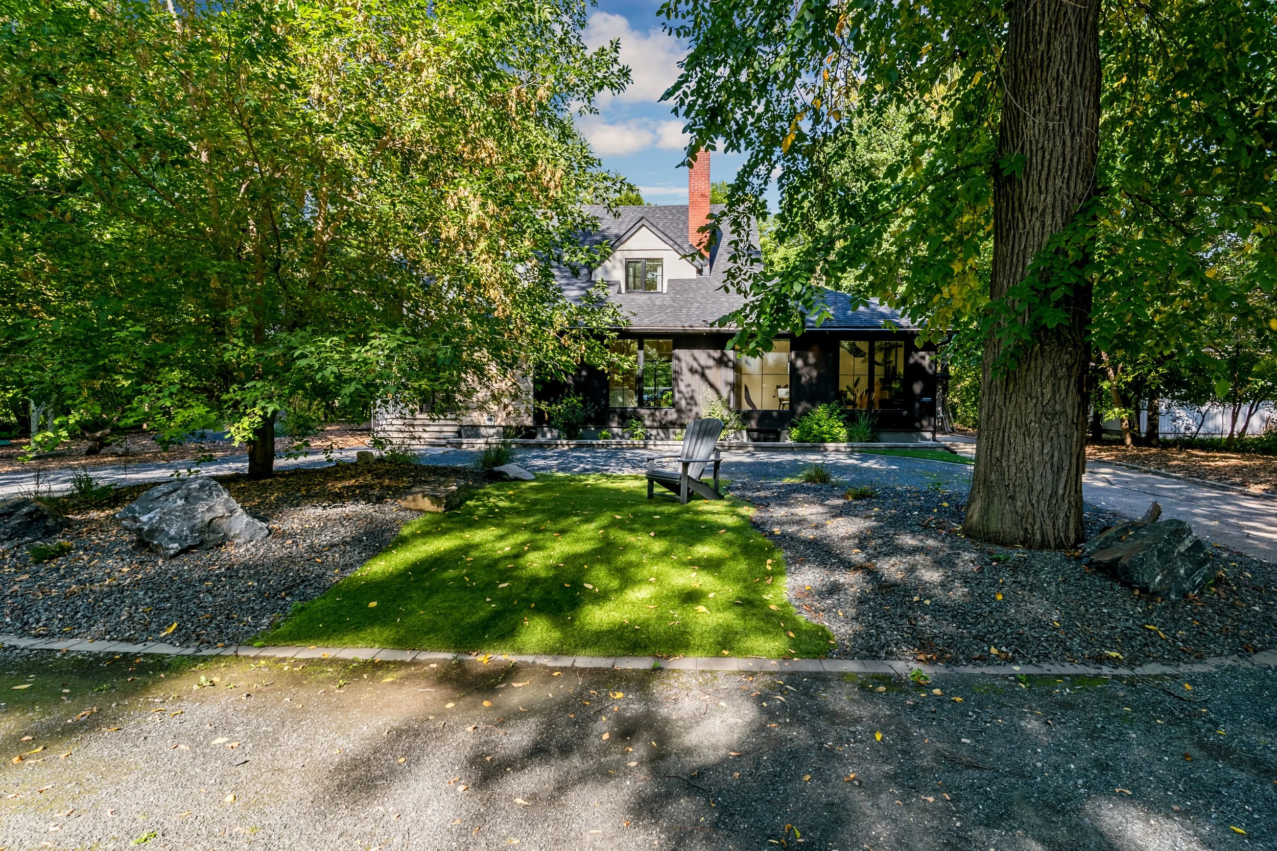 096 Direct Red River access from Winnipeg luxury home.jpg