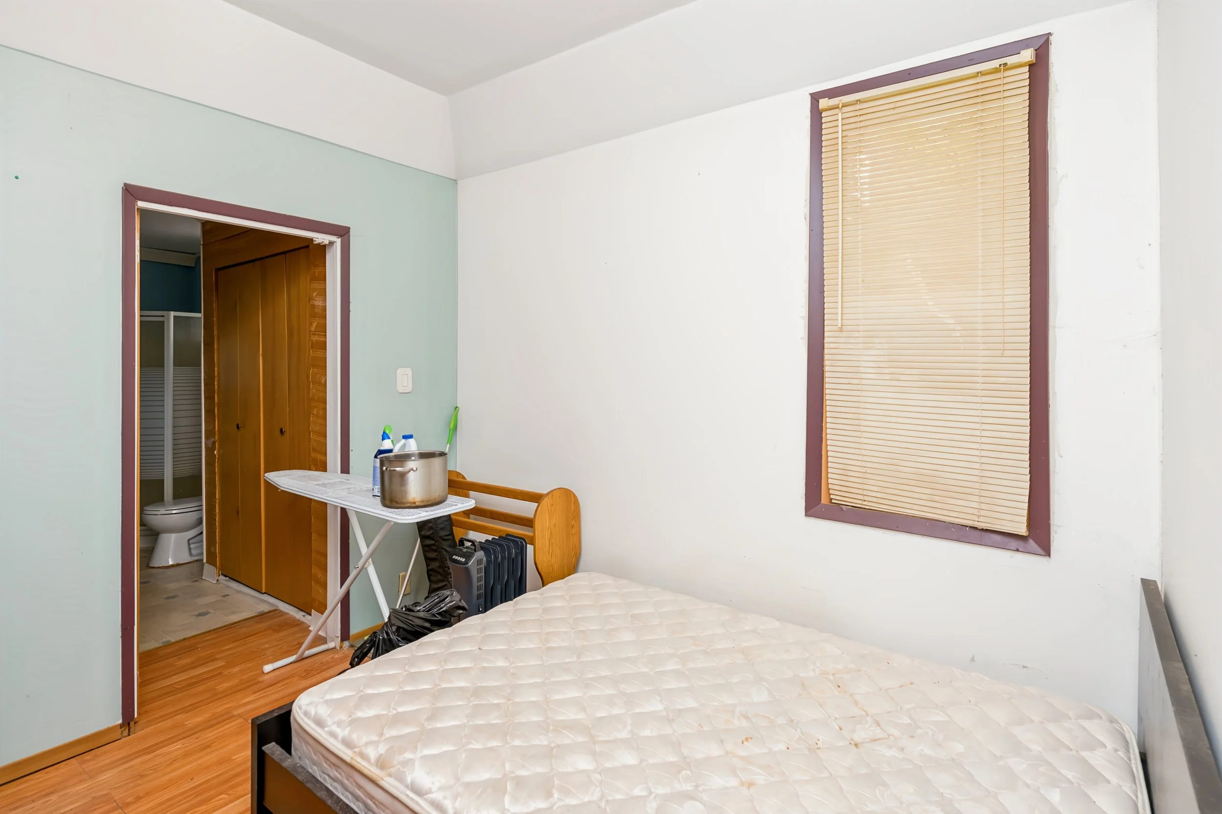 017 Winnipeg property requiring substantial renovation.jpg