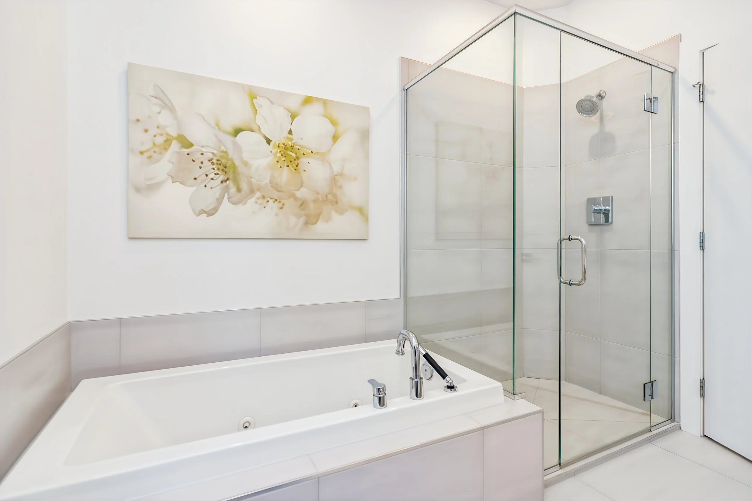 024 Custom tiled shower in Winnipeg Artista home.jpg