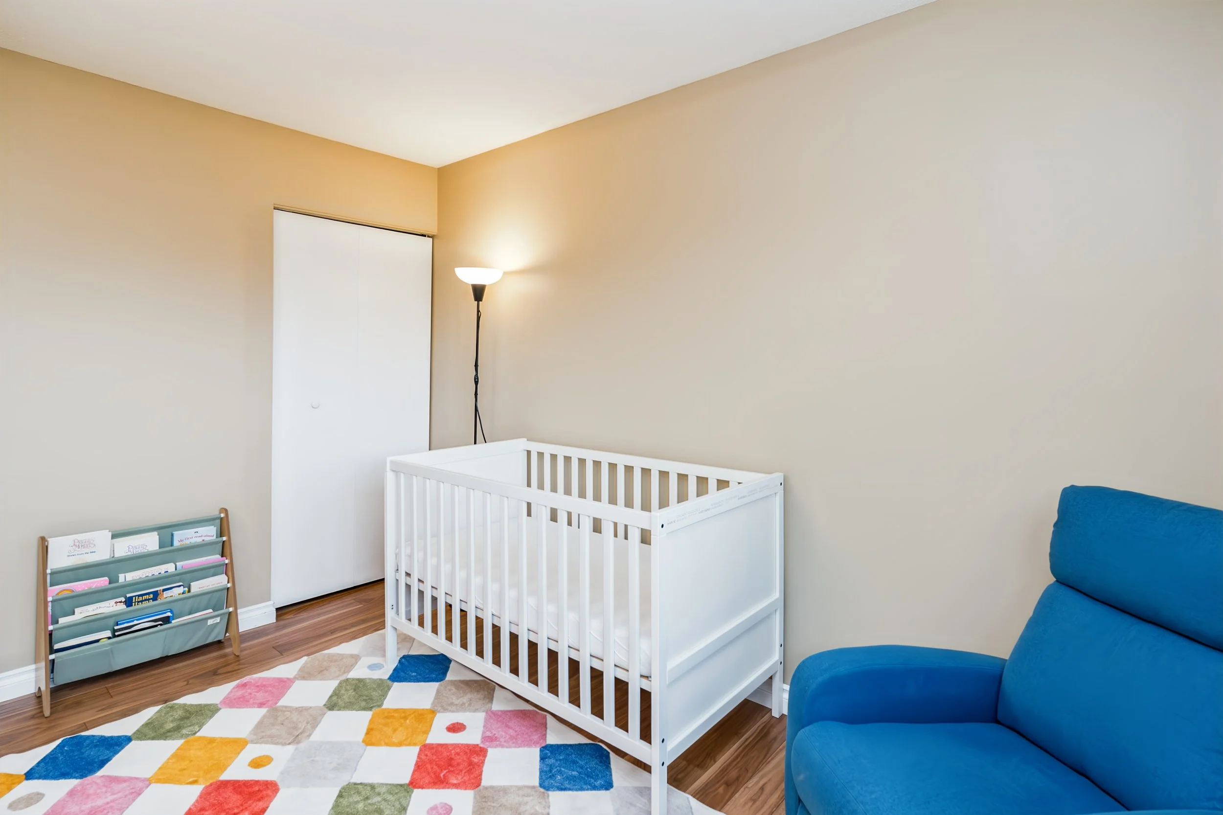 026 Large second bedroom upstairs.jpg
