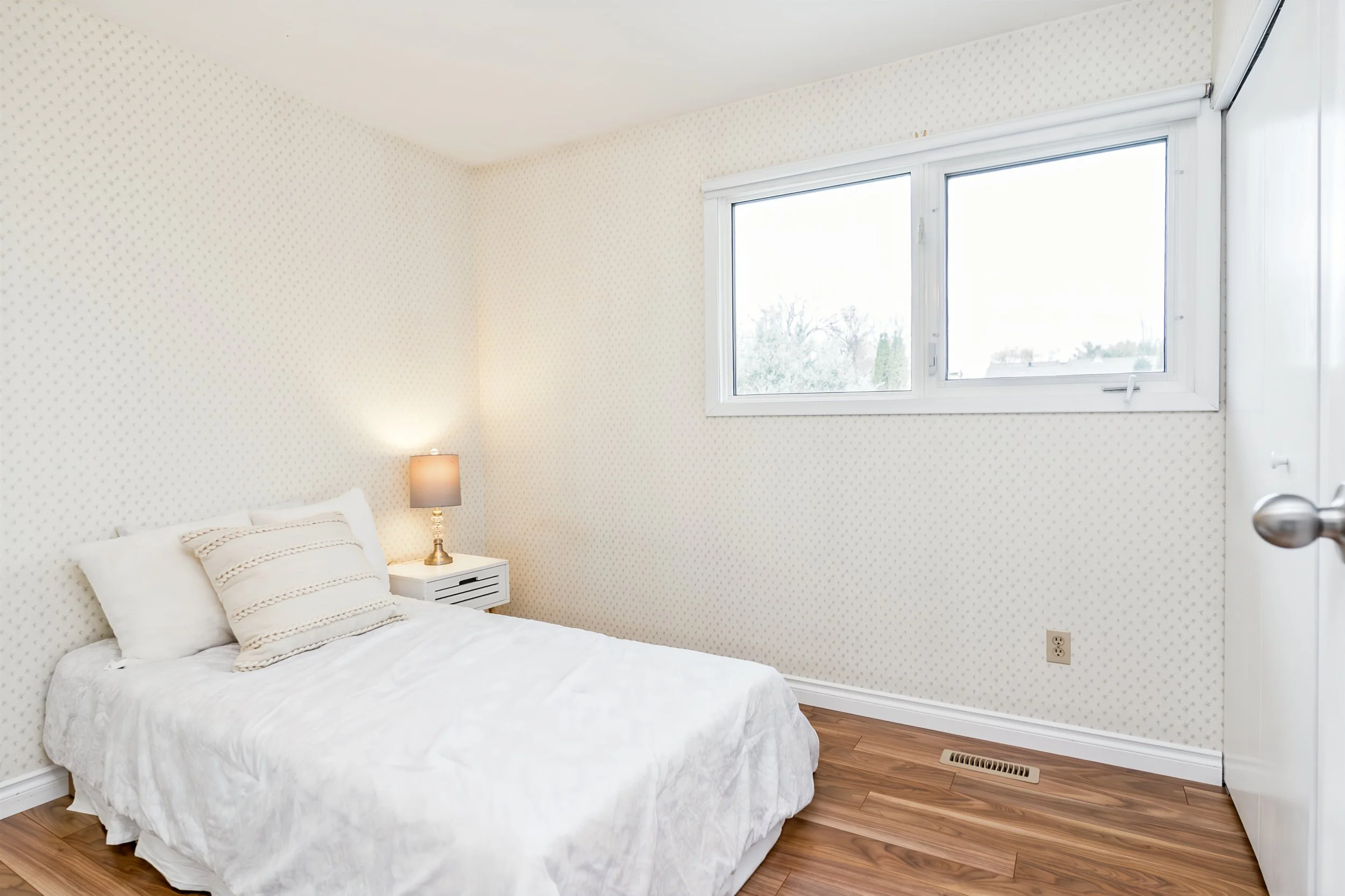 030 Fourth bedroom on the second floor..jpg