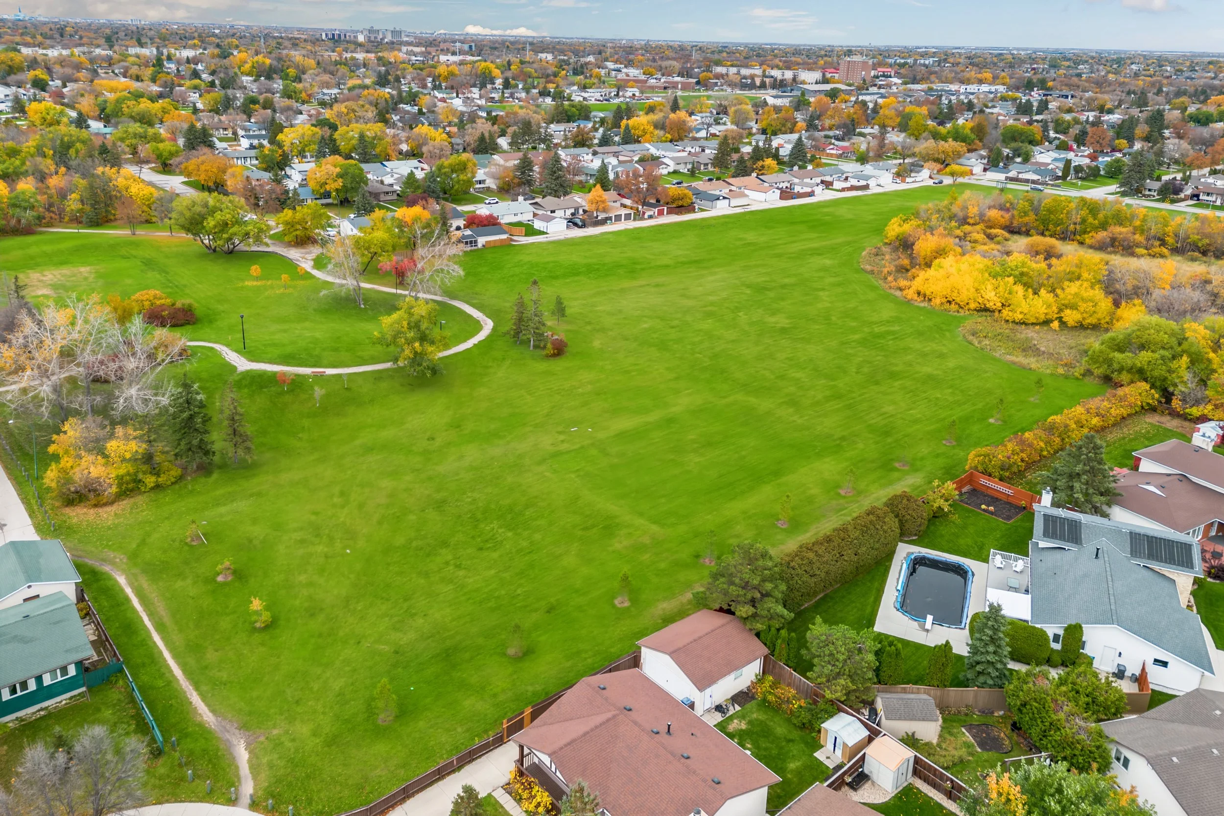 052 aerial shots in winnipeg manitoba.jpg