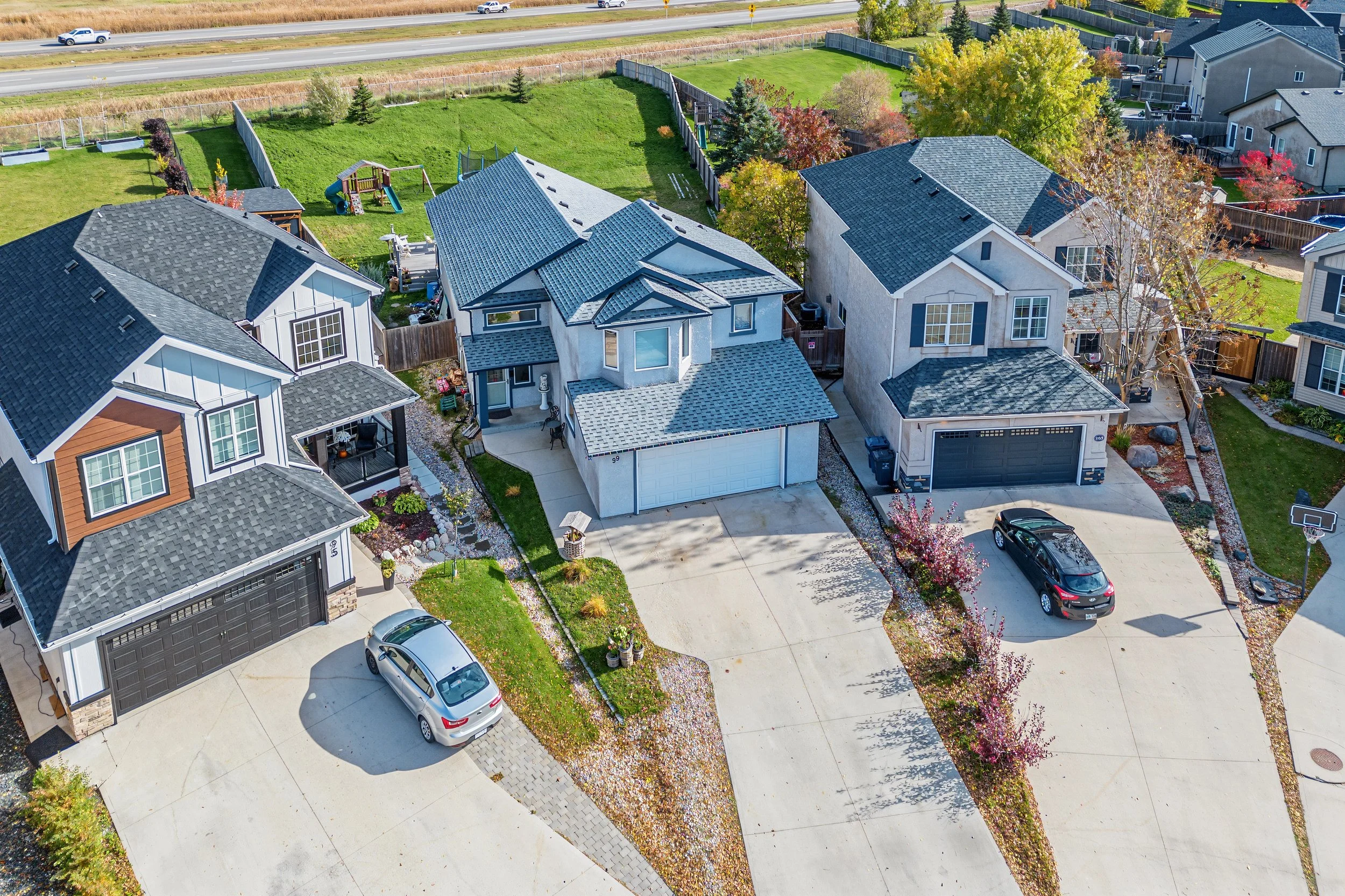 048 Double attached garage at this Canterbury Park property.jpeg