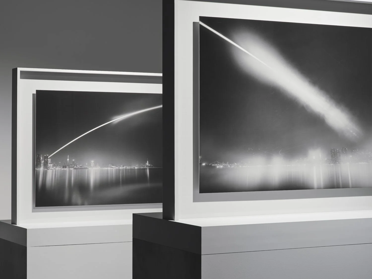SELENO– (installation view, front) — photograph