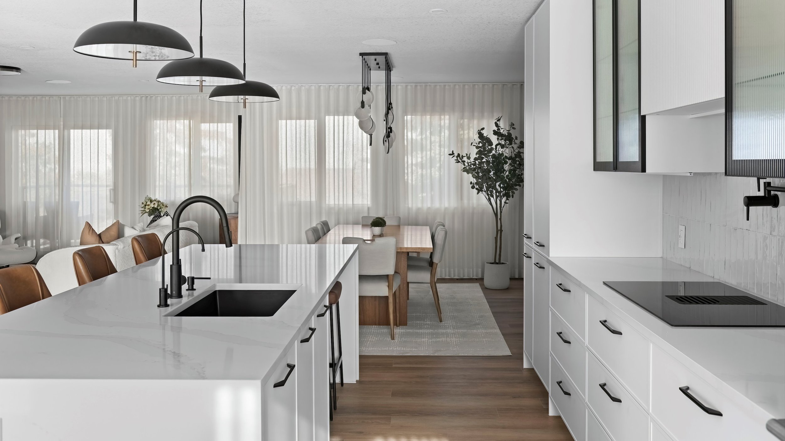 04-628 Stratton Terrace SW_4.jpg