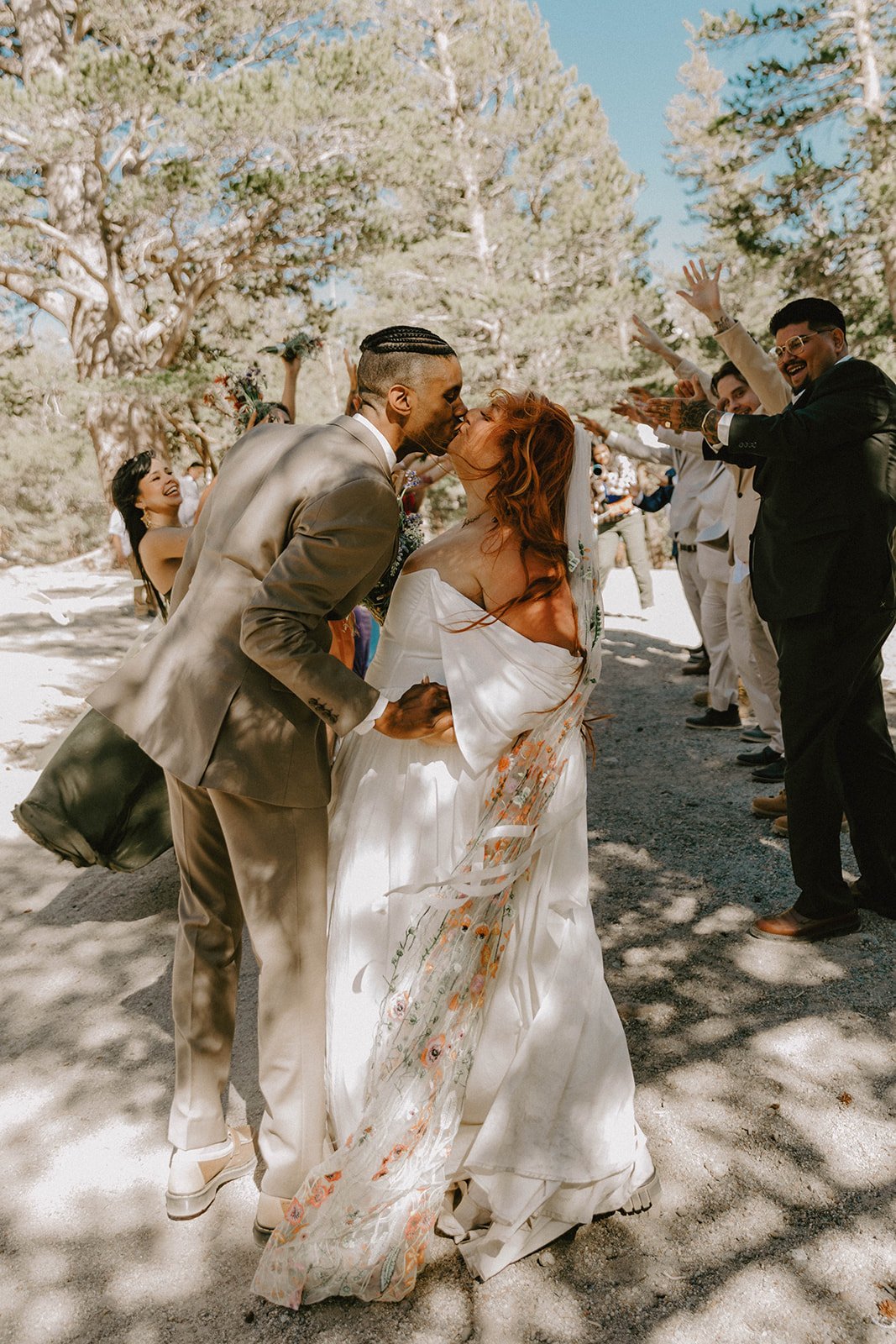 Bride and groom portrait kissing at Mammoth Lakes wedding — Southern California wedding photographer Tesla Rae Photo based in Huntington Beach
